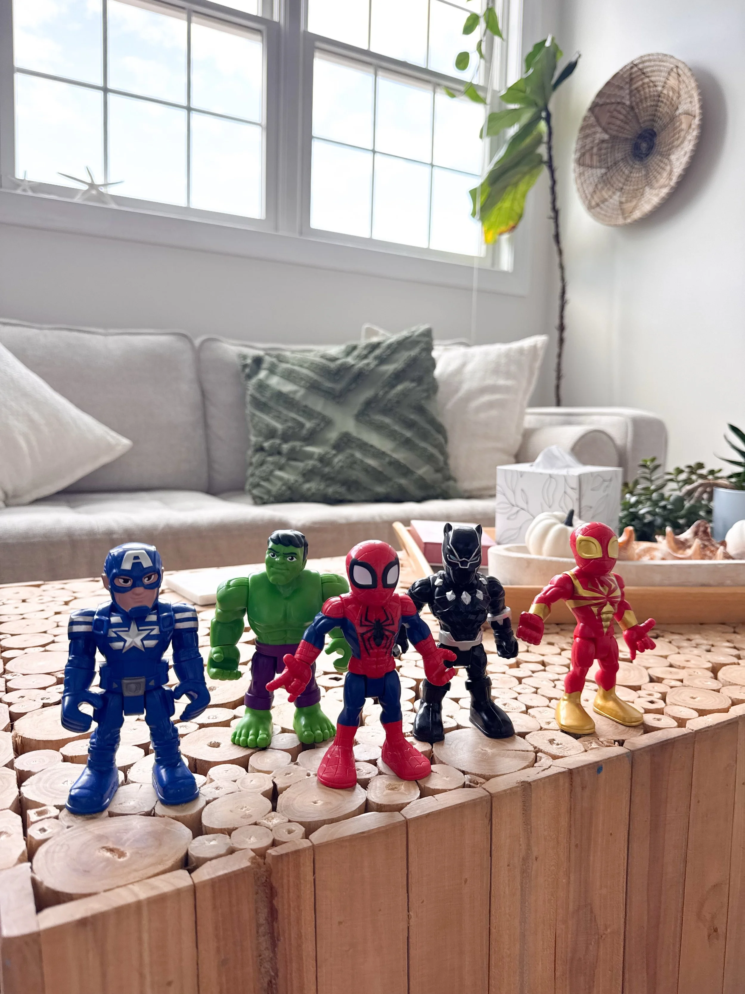 We ain&rsquo;t just doing arts &amp; crafts up in here&hellip;

Play therapy for the boys 🦸&zwj;♂️🏈🏎️⚽️🪄

#playtherapist #counseling #socialskills #therapy #therapyforkids