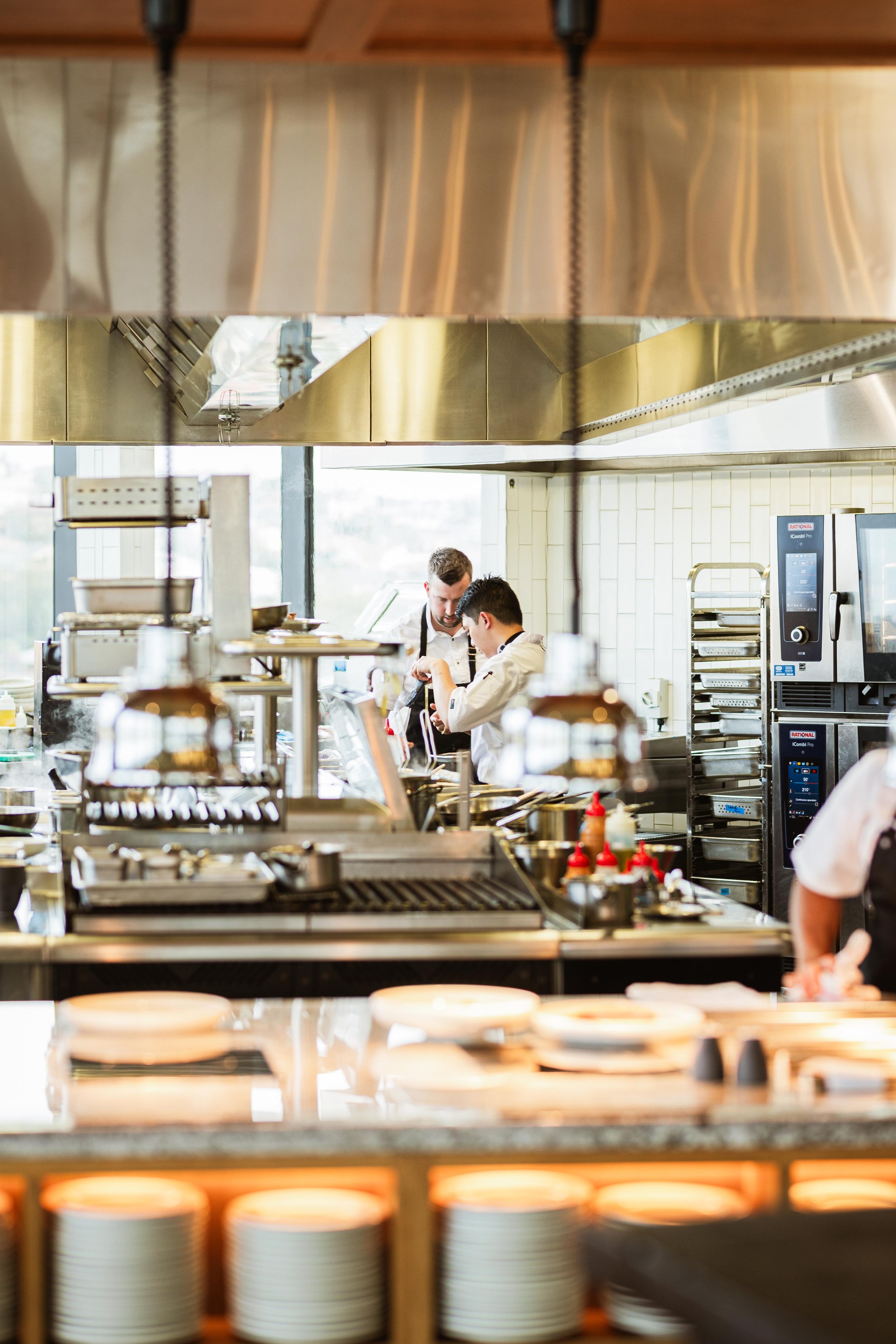 Crystalbrook_Kingsley_Food_Rombergs Bar& Food_Photog David Rouse-Web-4457.jpg