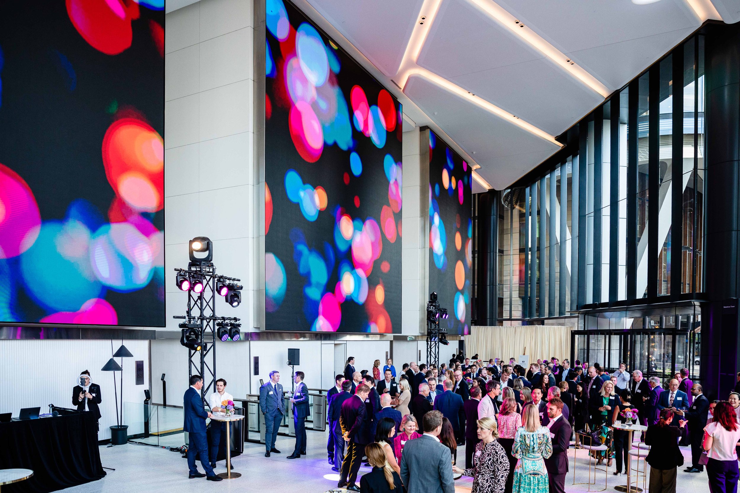 20221124_Kojo_Salesforce Tower Event-Web-4743.jpg