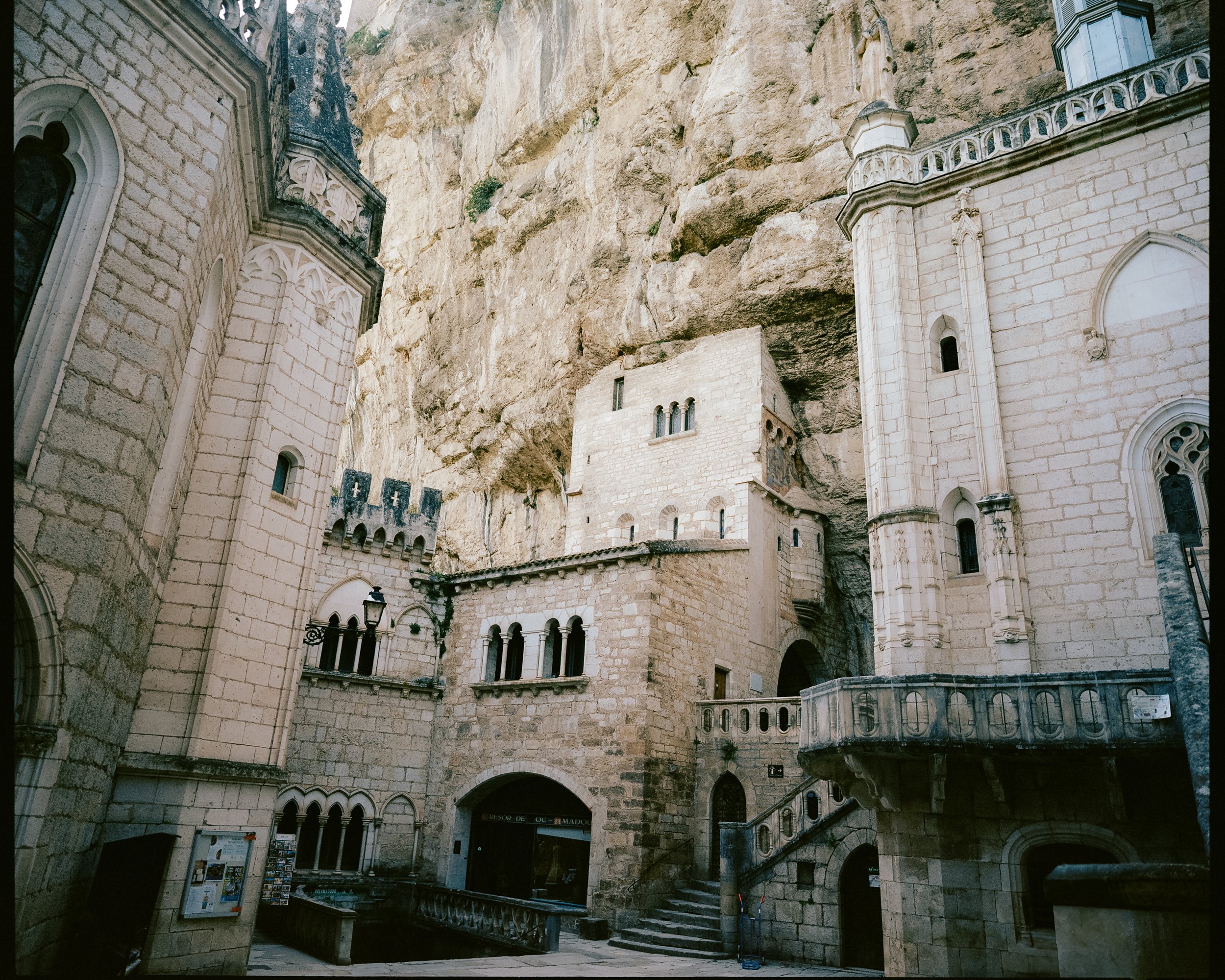 86220_ICA_011_02.jpg