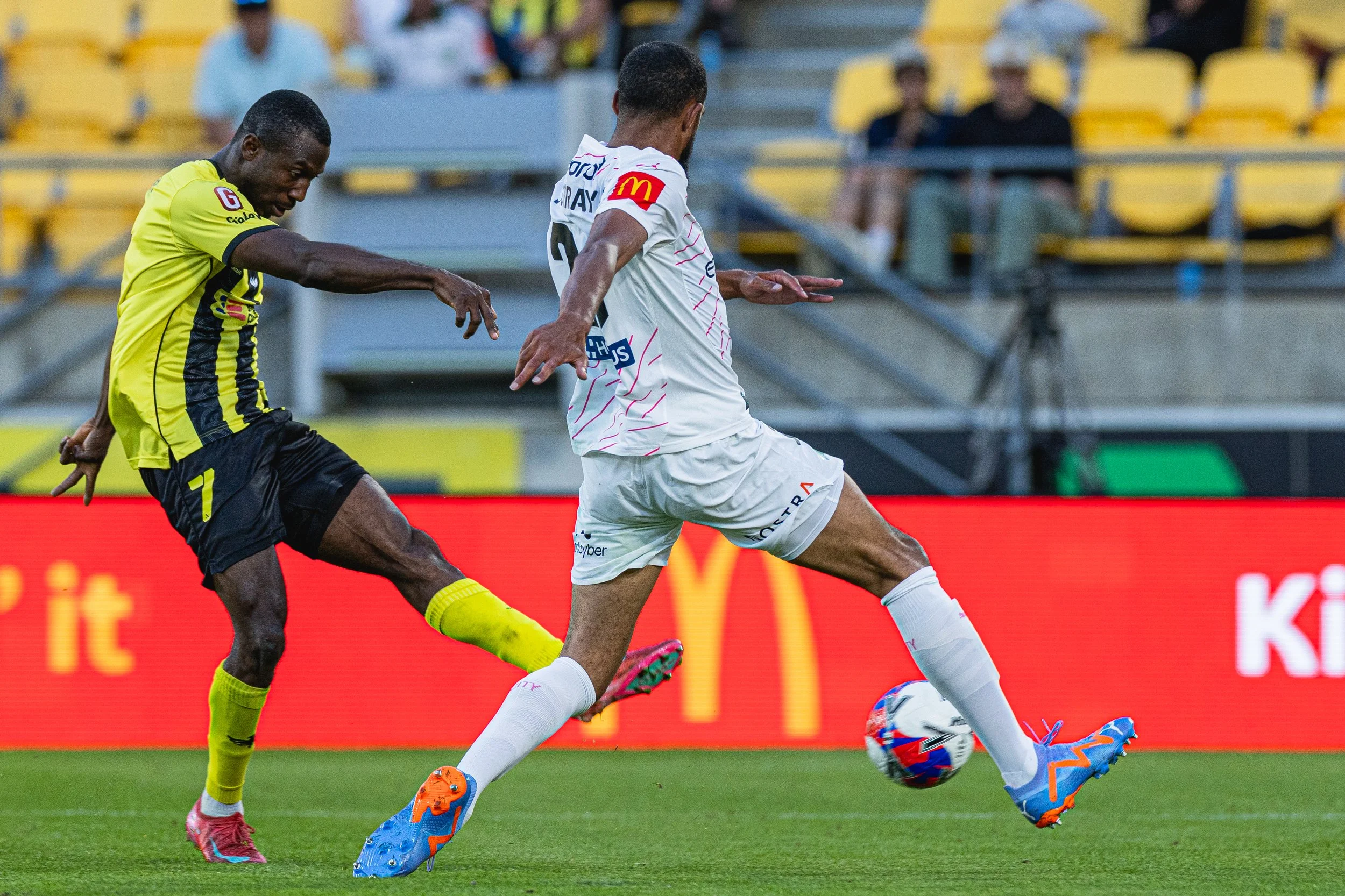 Wellington Phoenix vs. Melbourne City (Small Files)-21.jpg