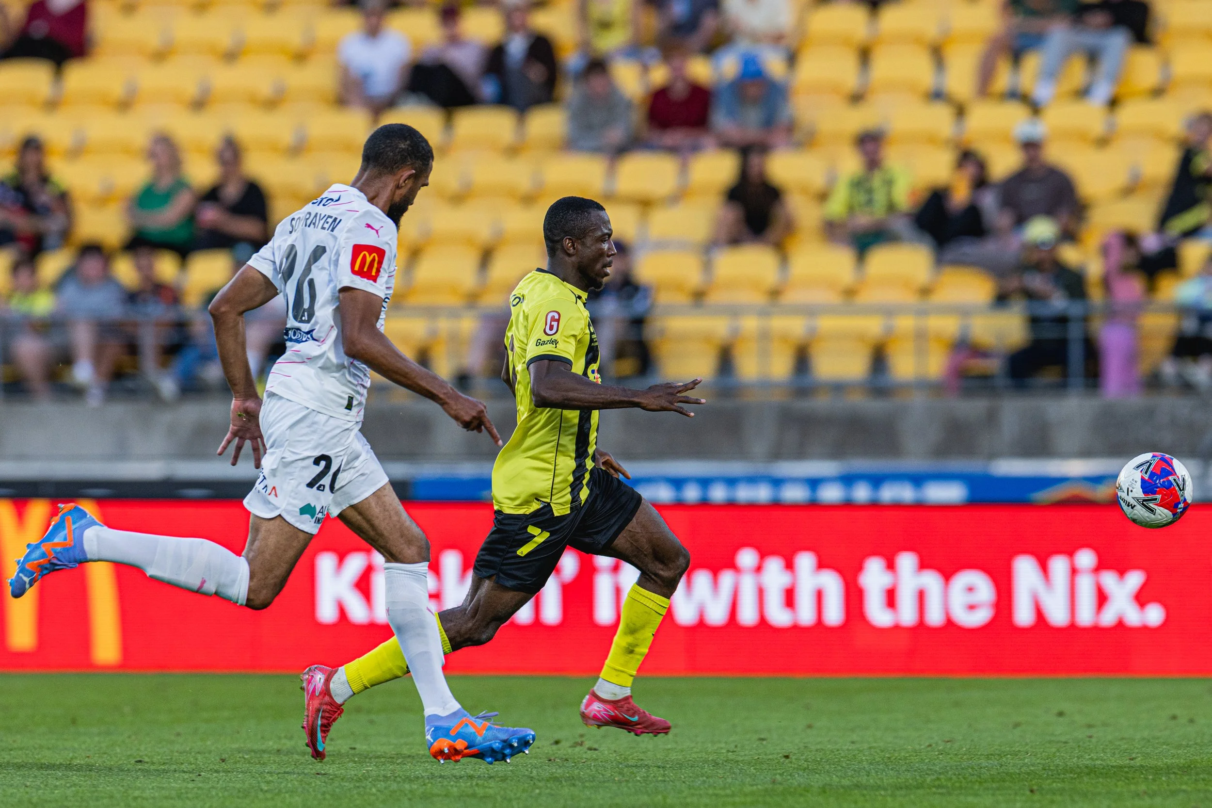 Wellington Phoenix vs. Melbourne City (Small Files)-19.jpg