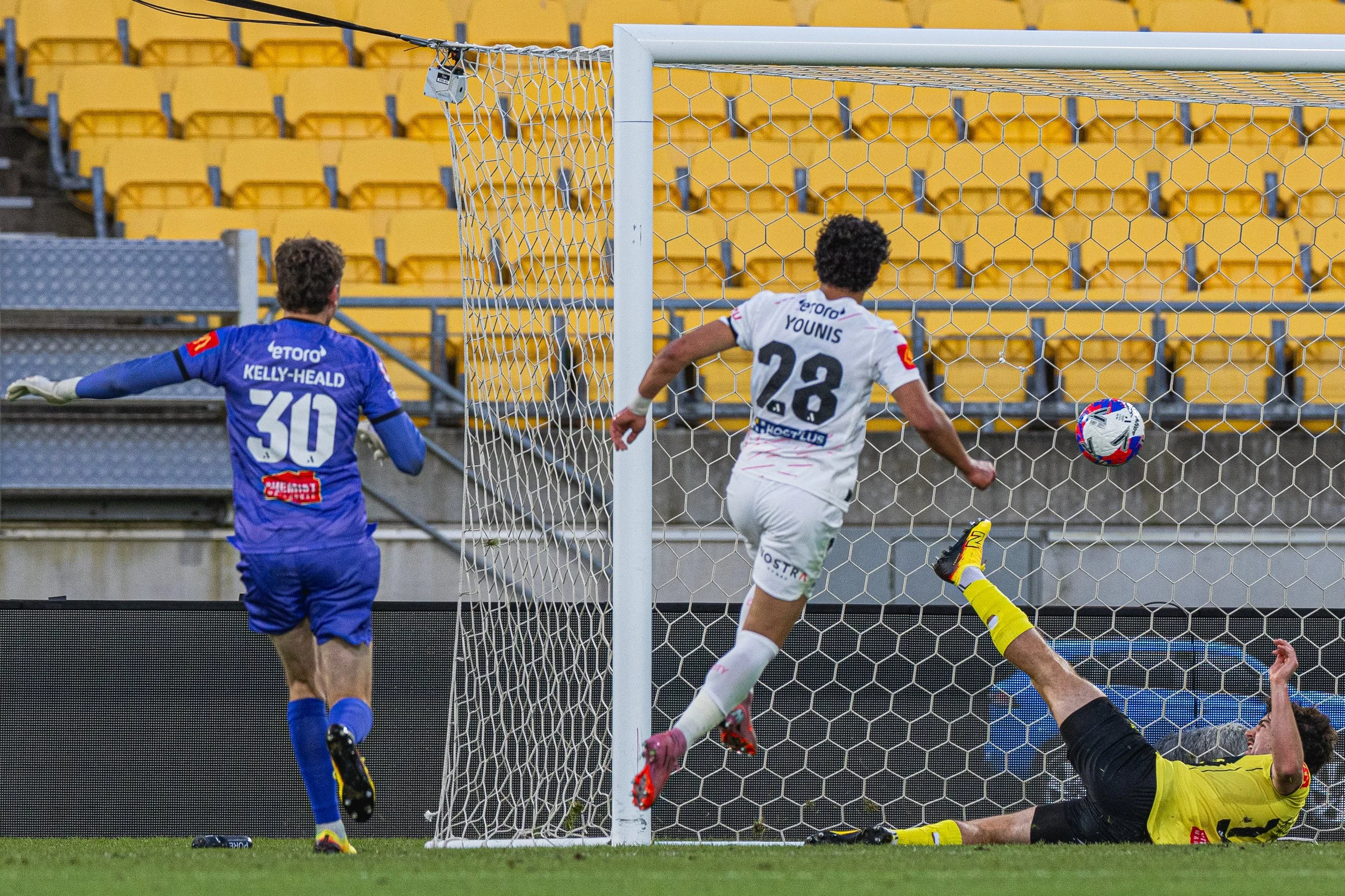 Wellington Phoenix vs. Melbourne City (Small Files)-25.jpg