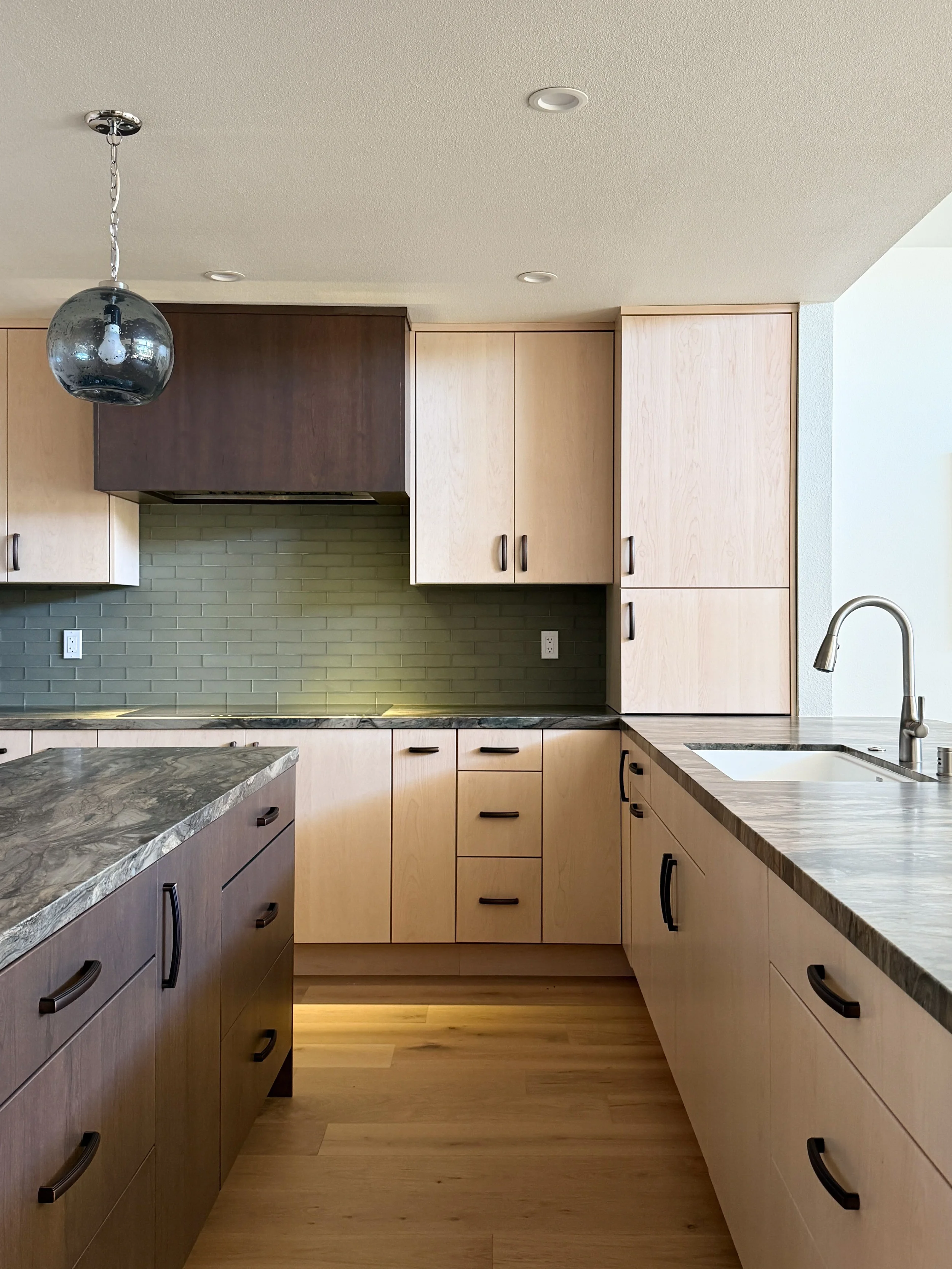 Modern_Integrated_Fridge_by_AS Architecture Inc
