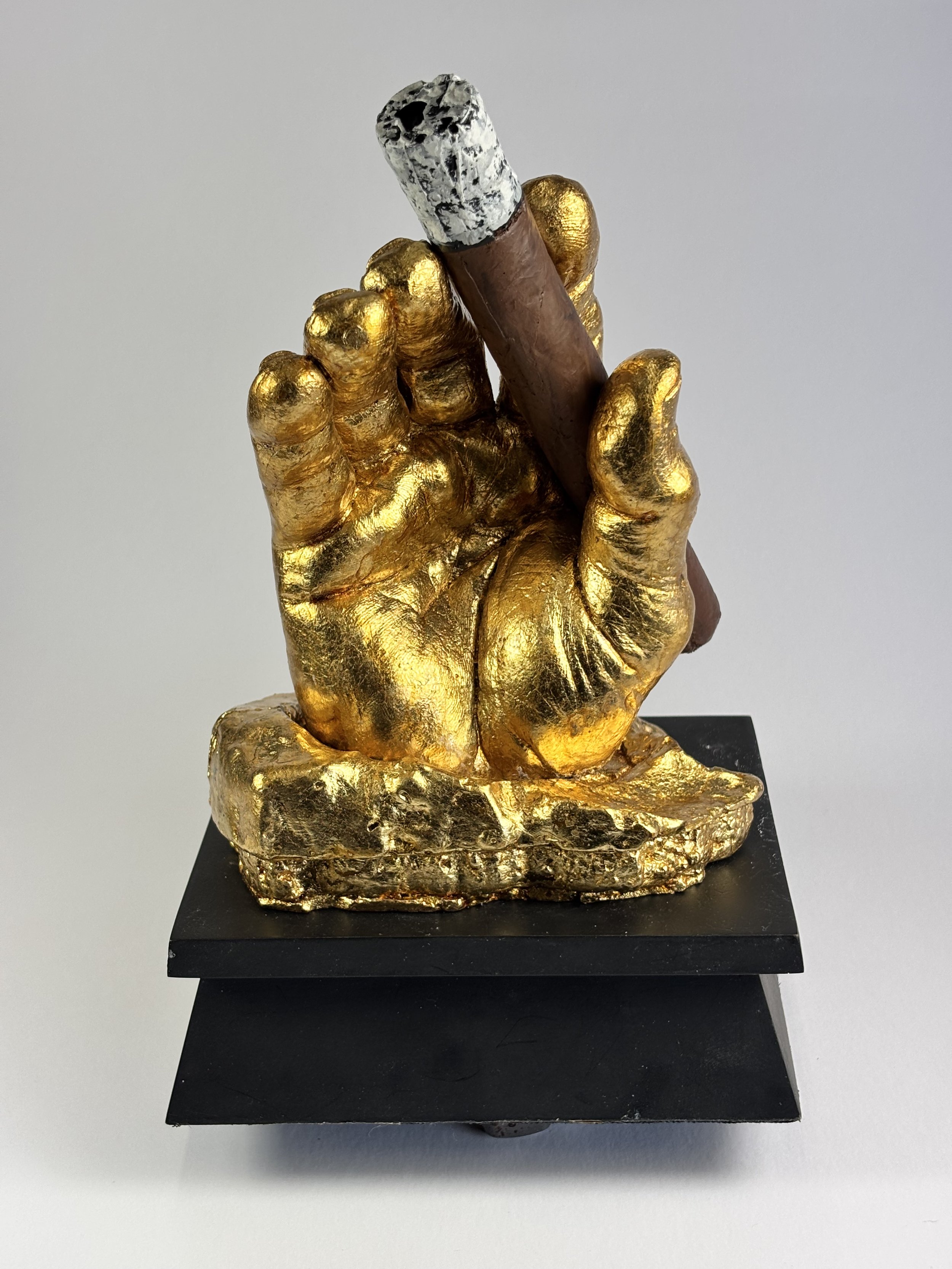 CIGAR | Gold Open Hand
