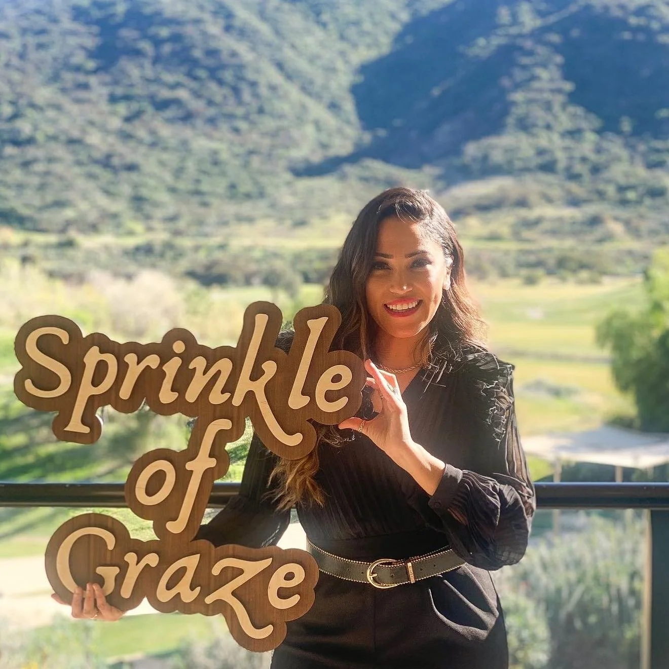 Empowered Women Empower Women! ✨ We can do all things! We are Capable! We are Strong! We are Powerful and Fierce! Know your worth, have compassion and most of all, be KIND to yourself and continue to kick butt!!!! Happy International Women&rsquo;s Da