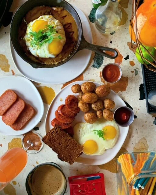 Hideout- Waikiki, Hawaii