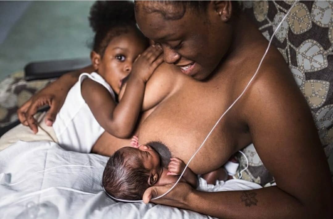 This gives me all the feels! #nicubaby &amp; Tandem feeding (nursing more than one child at a time)- cool fact because breasts work independently from each other, the milk that both babies receive will be perfectly tailored to their needs.
......
#re