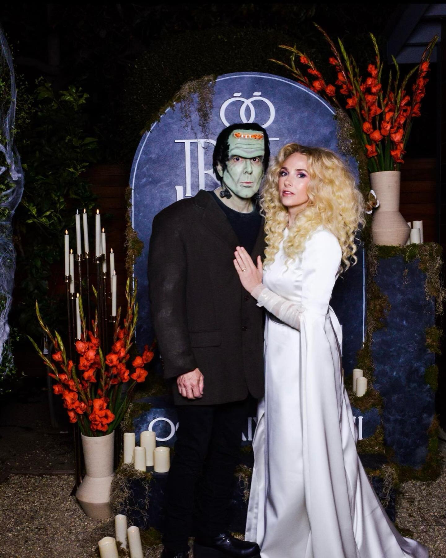 True Love Never Dies

#halloween #brideoffrankenstein #hallogreener #frankenstein #halloweenwedding #trueloveneverdies #universalmonsters #tilldeathdouspart #weddingparty