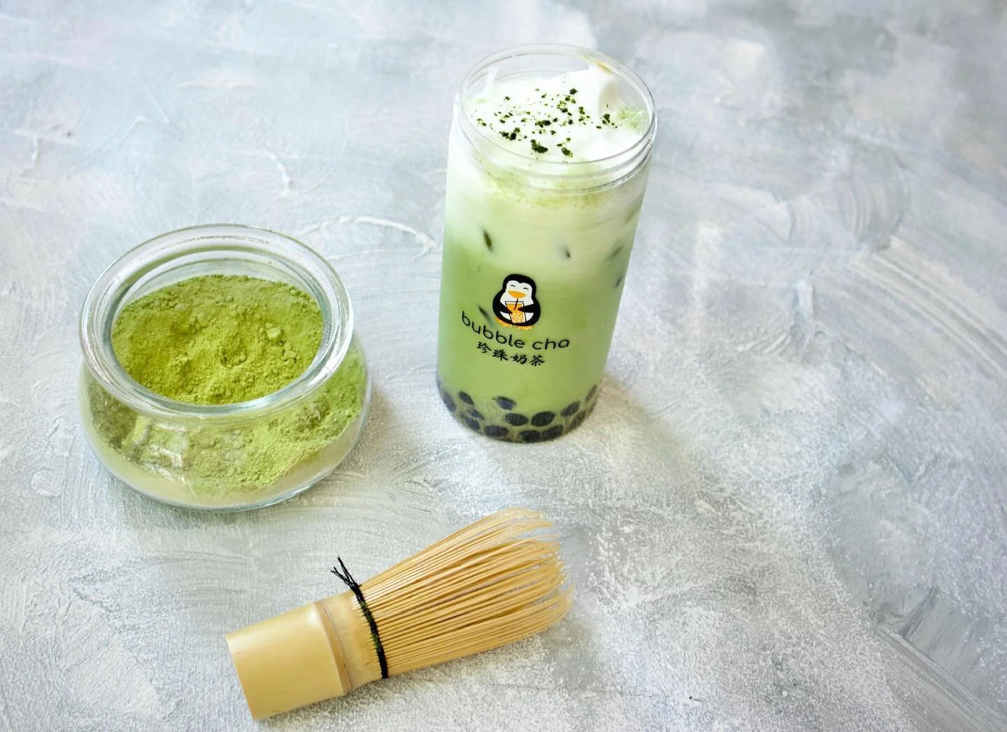 Matcha 🍵: 
- full of antioxidants that helps to improve immune system
- catechine in Matcha boost metabolism
- Matcha green tea leaves are shaded before harvesting. A concentrated amount of chlorophyll works as natural detox to help for a cleaner &a