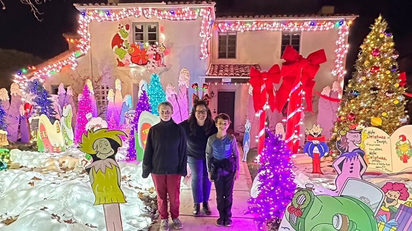 East Sacramento Christmas lights post violin caroling with Suzuki Violin School Volume 1 Students