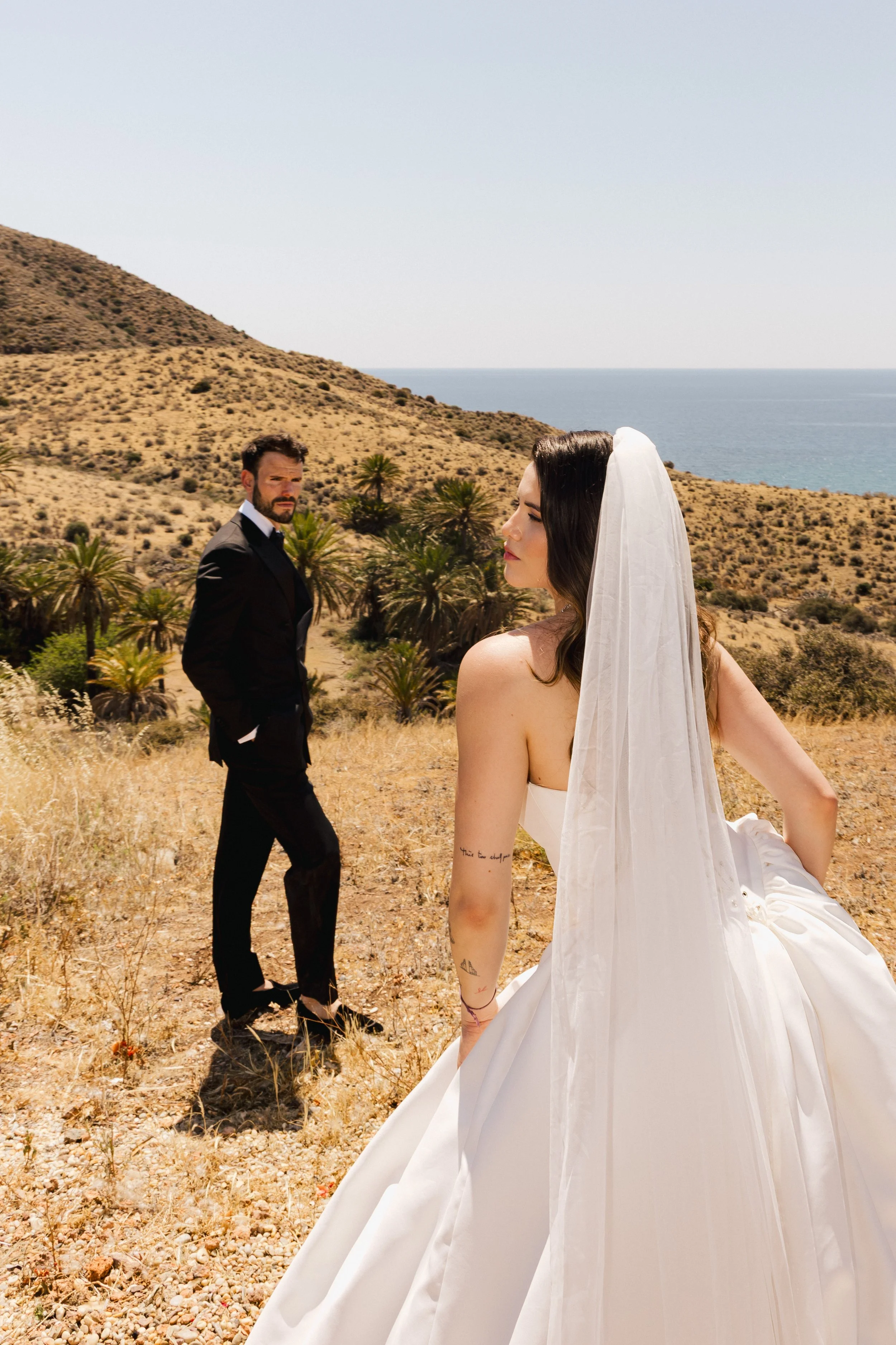 Vogue-inspired wedding portraits in Spain