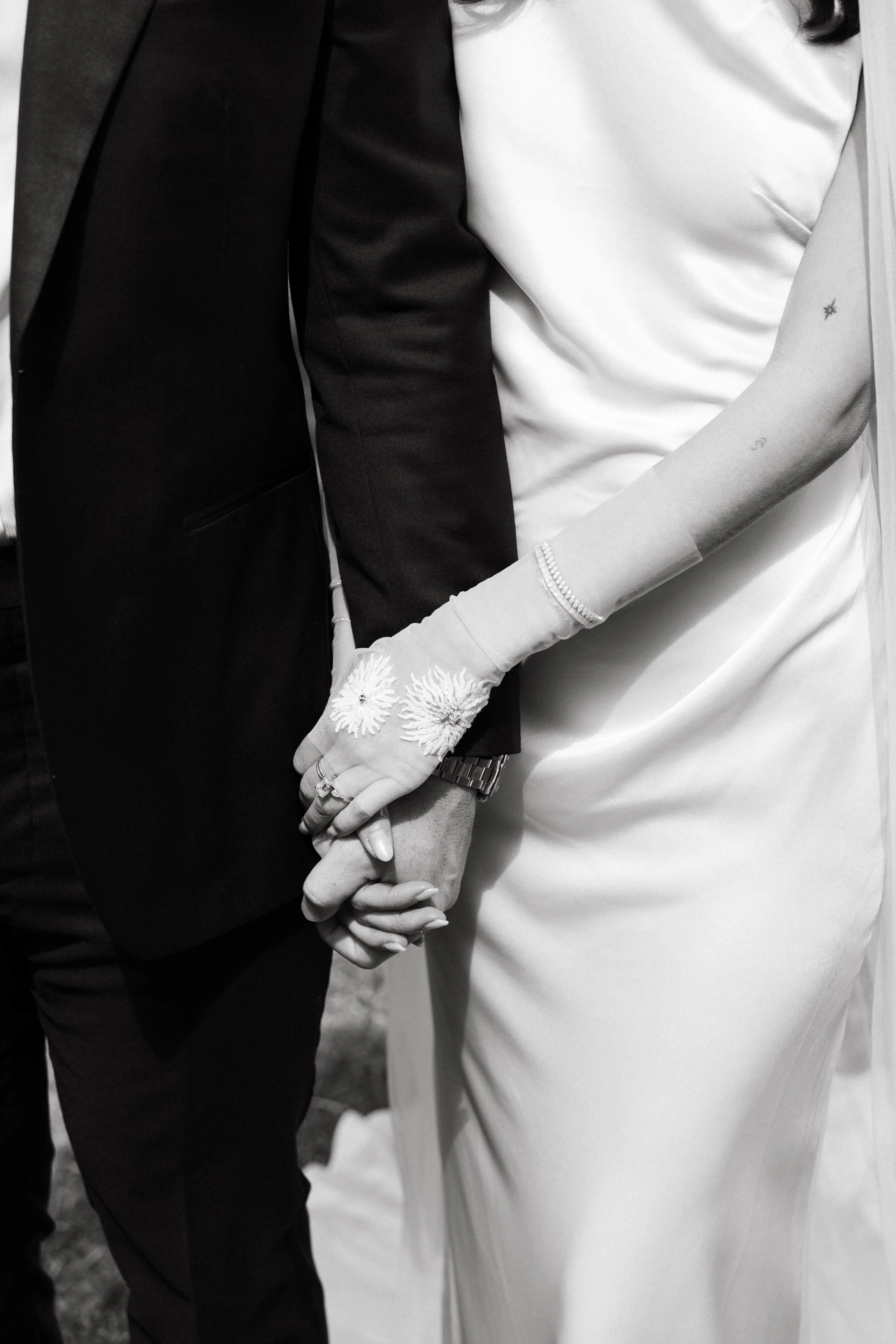 Luxury wedding portrait in the Andalusian countryside