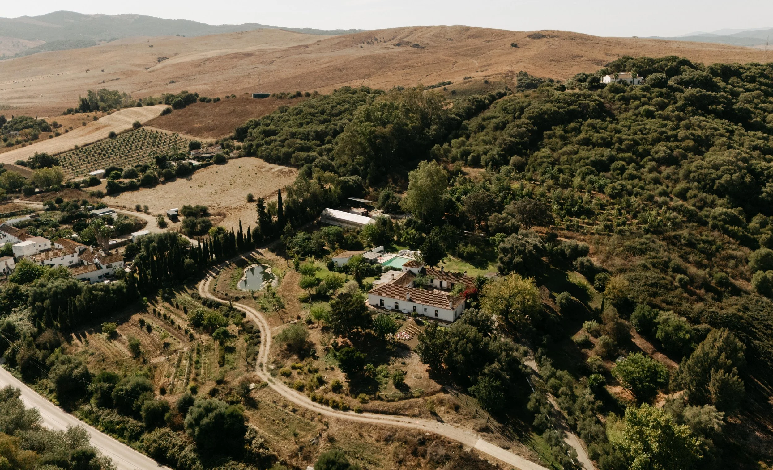Andalusian countryside wedding venue photographed with an effortless editorial approach