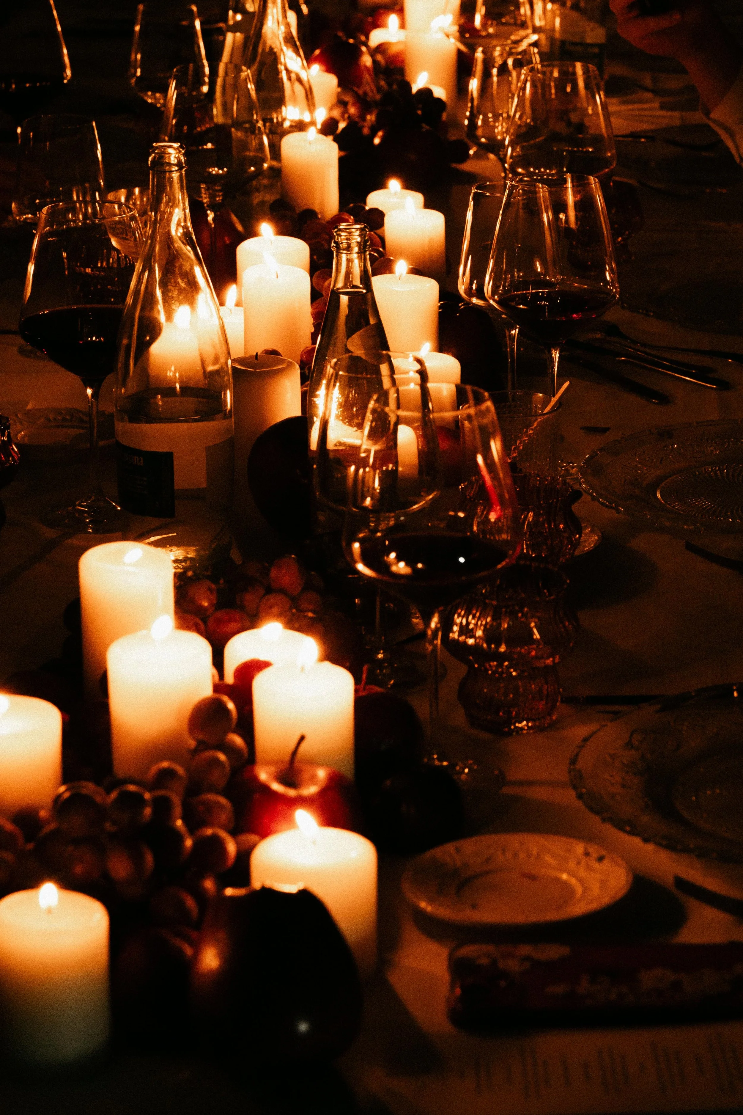 Luxury outdoor wedding dinner in the Andalusian countryside