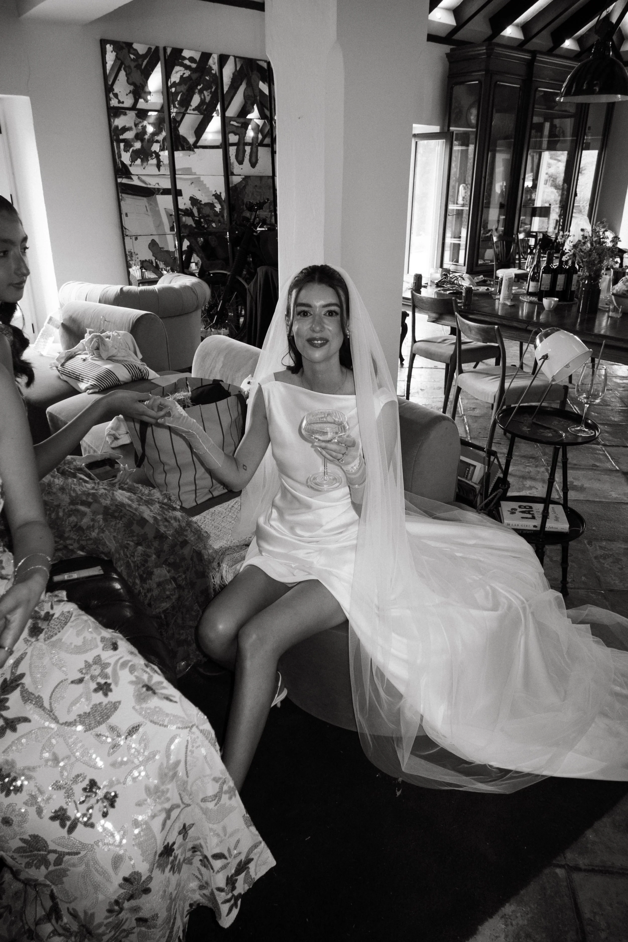 Natural wedding morning moments photographed in southern Spain