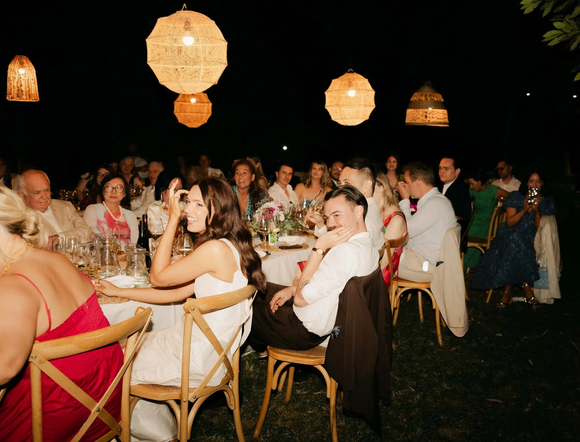 Laid back luxury wedding dinner blending refined style and effortless celebration in Finca la Gloria
