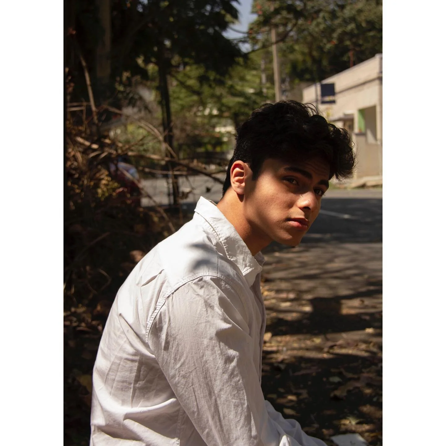 Wait
Who are you waiting for? Series- 4/6

#Photography #aesthetic #camera #capture #canon #photooftheday #photographer #shadowphotography #shadow #canonphotography #malemodel #makeportraits #maleportrait #solophotography #gloomymag #magazine #lightp