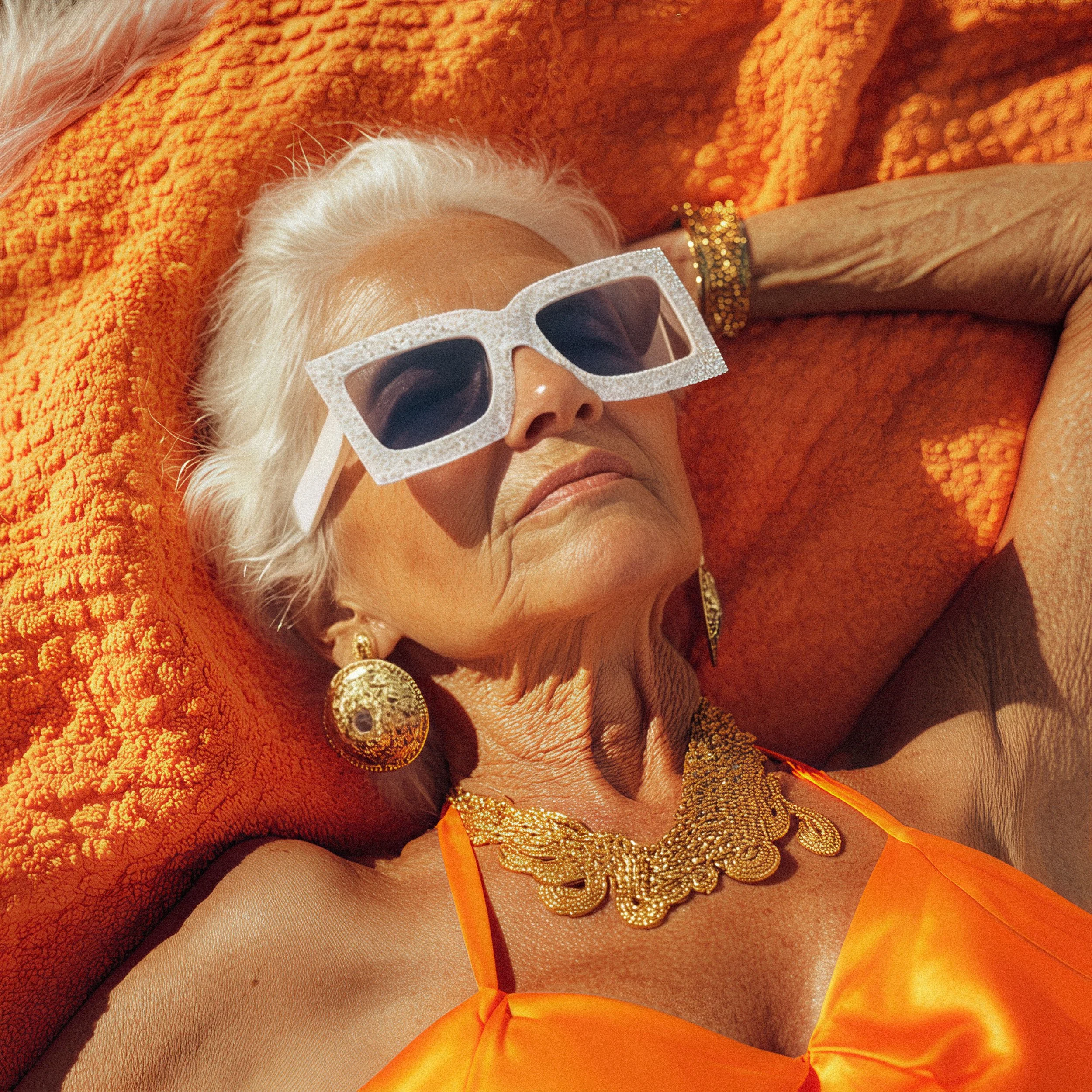 048-Martin_Parr-Sun_Kissed-gigapixel-recover-6x.jpg