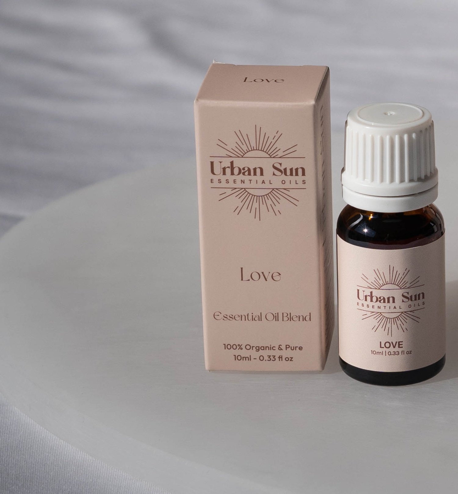 Love_10ml_oil_only.jpg