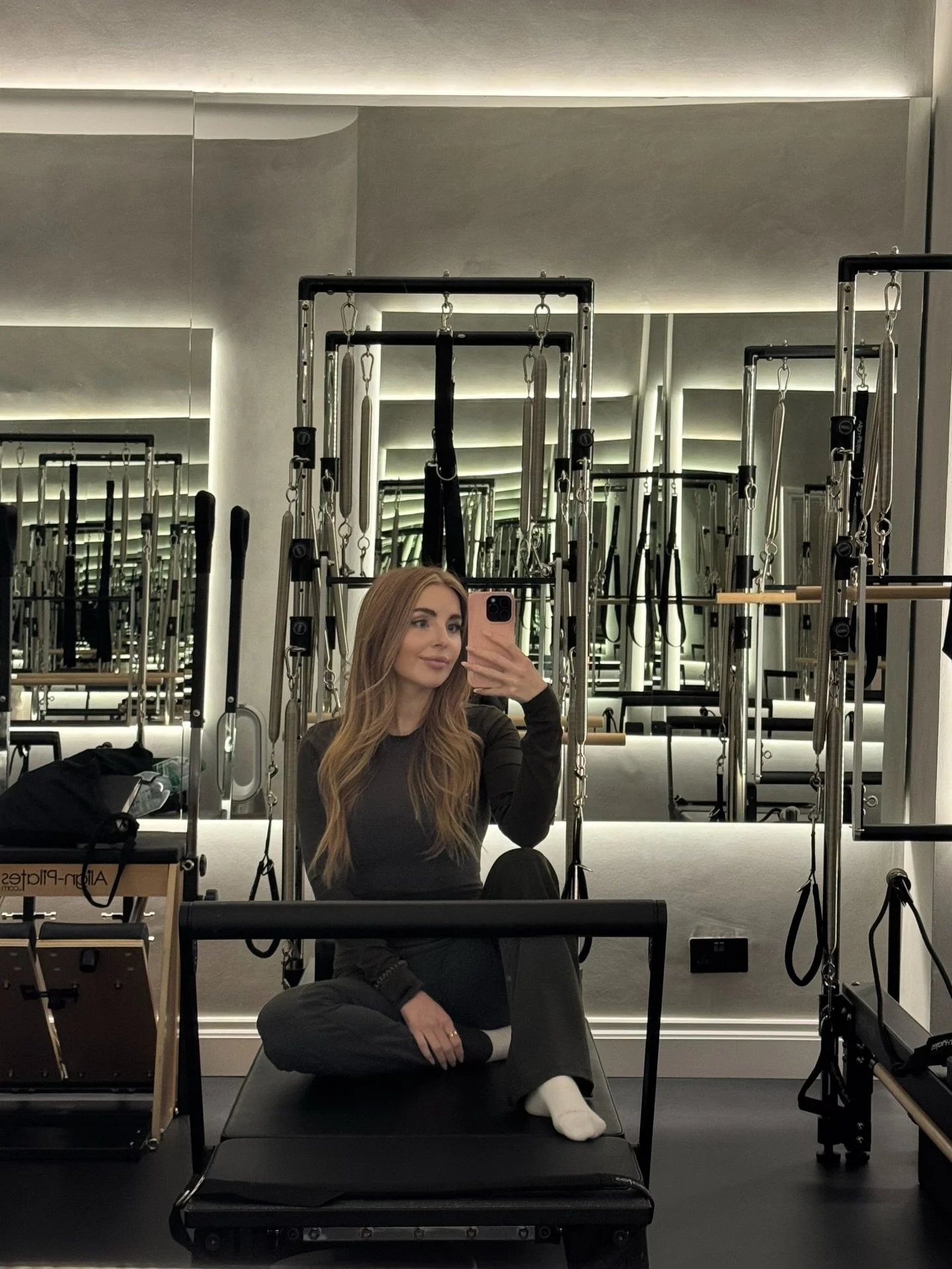 My week in wellness 🫶🏼 Back on my bullshit but as ever, riding the highs and lows of this beautiful life. This week was parties, Pilates and a fresh start for @wellenough with season two underway! But we also said goodbye to one of my family pets. 