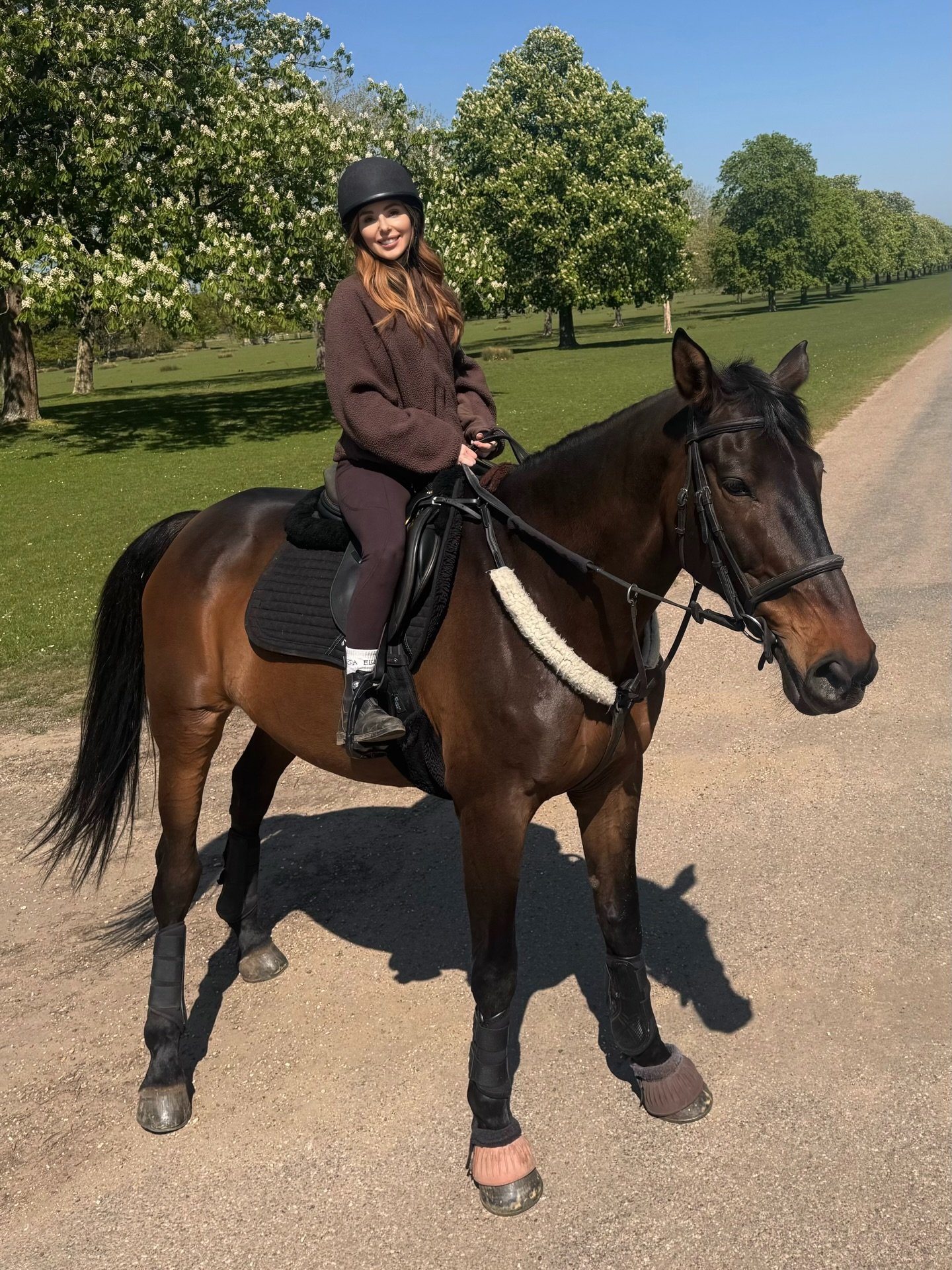Thanks for all the birthday messages, everyone. I had a gorgeous day outside yesterday, landed fully in my flow and felt truly blessed. Year of the horse, baby! Say hello to Skye (she likes to go fast). It initially felt weird choosing sunshine, natu