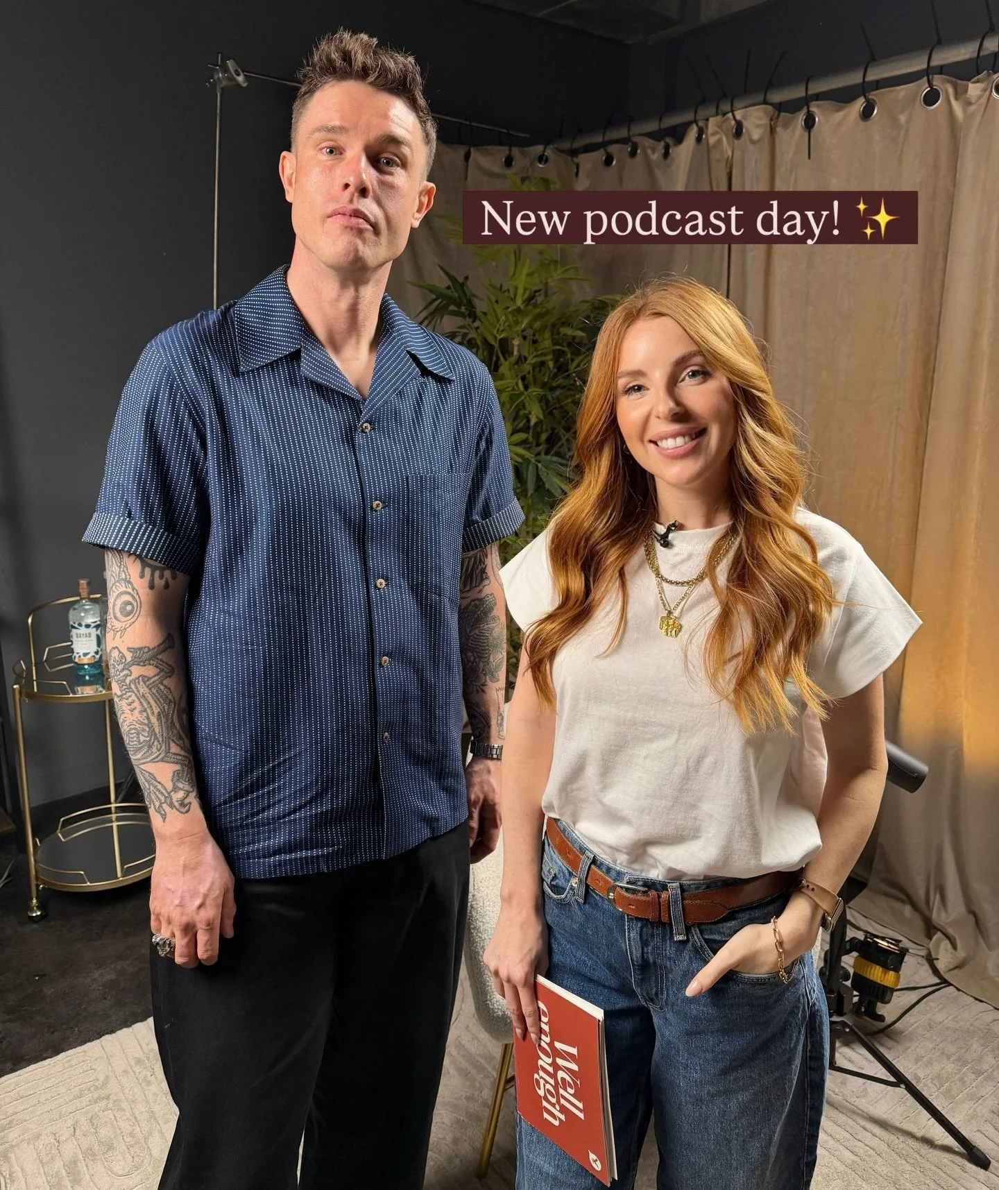 New podcast day ✨ Today on @wellenough we have the charming and hilarious @edgamblecomedy talking wild wellness trends, life with type 1 diabetes and why most of us could just enjoy the grapes 🍇🍷 

As an @offmenuofficial fan I loved meeting Ed and 