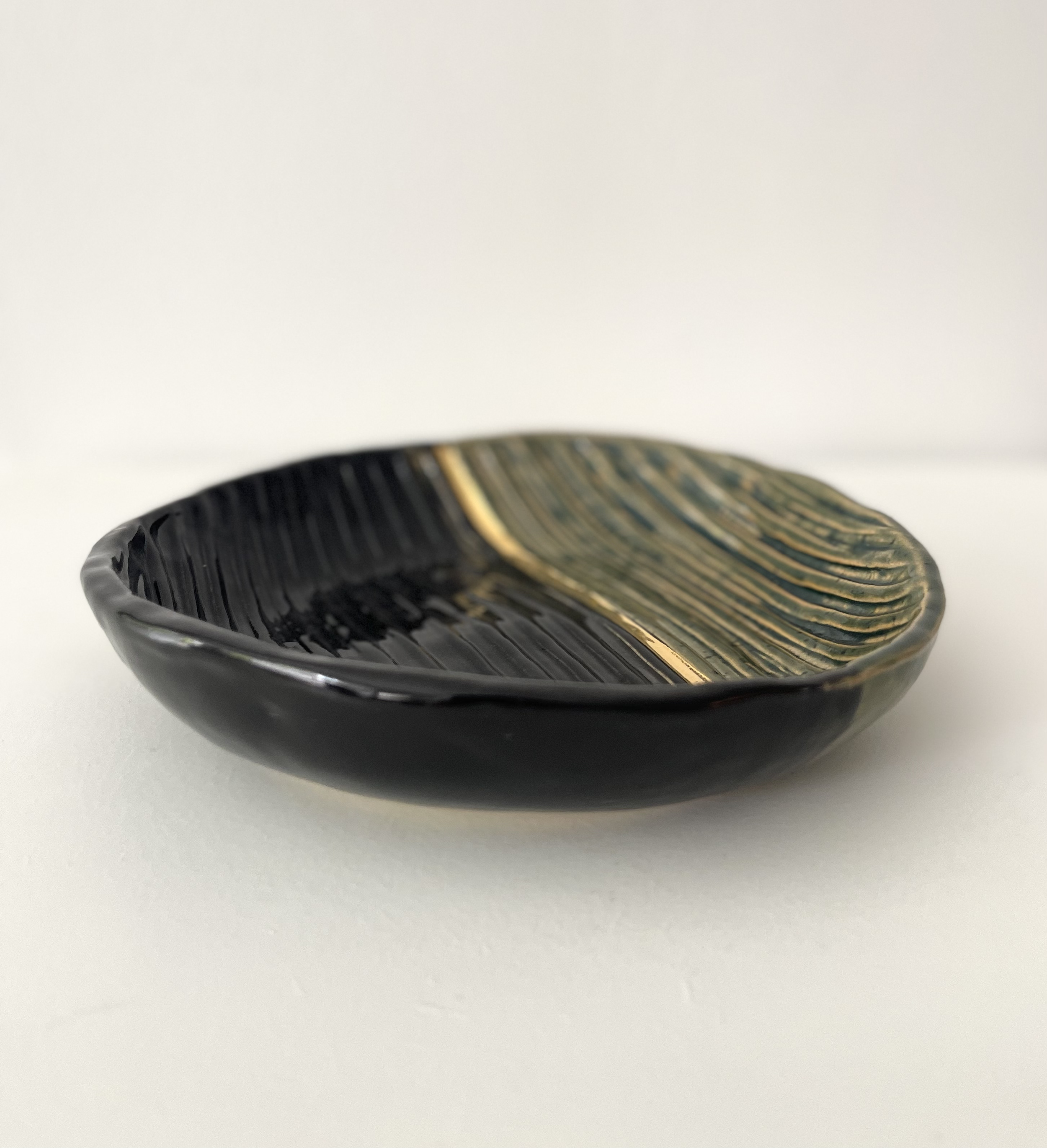 Black & Green bowl small - earthenware 2024
Sold