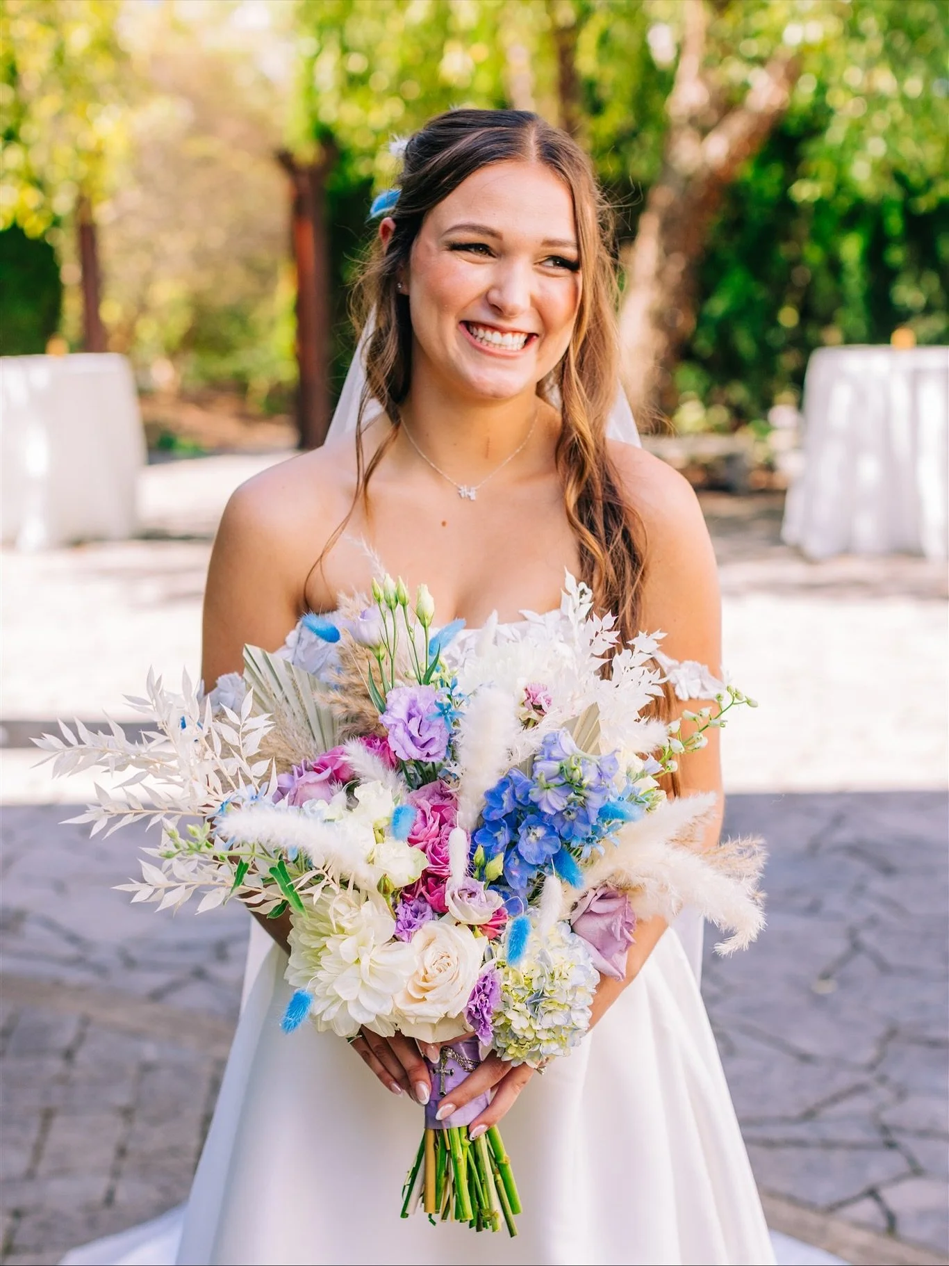 Highlights from Alisa &amp; Owen&rsquo;s wedding at The Julianna 🤍✨

@ogleentertainment 
@the__julianna 
@laceandglambridal 
@heidishomecooking