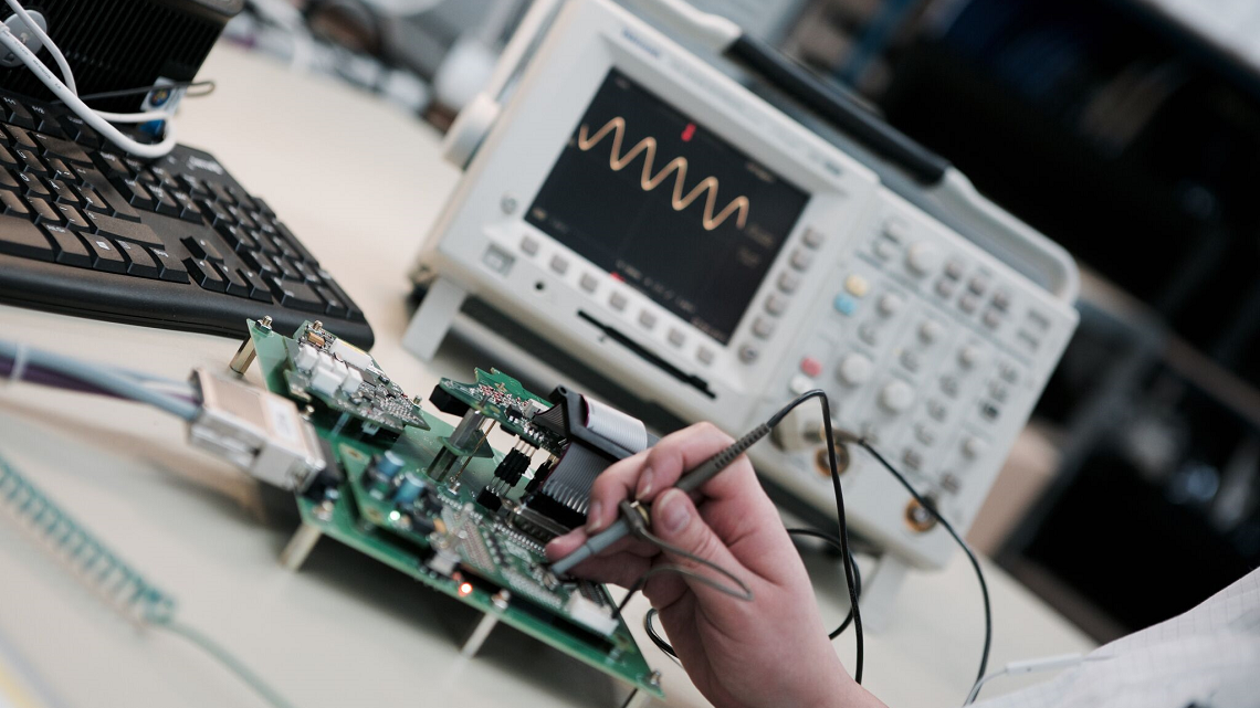 HARDWARE-/SOFTWARE ENTWICKLUNGSINGENIEUR (m/w/d)