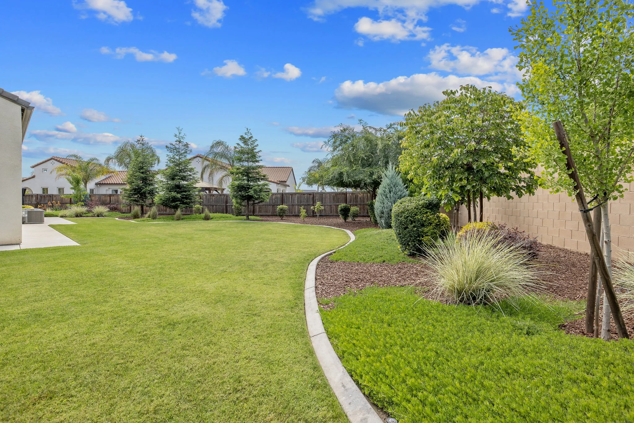 126-web-or-mls-713A9985.jpg
