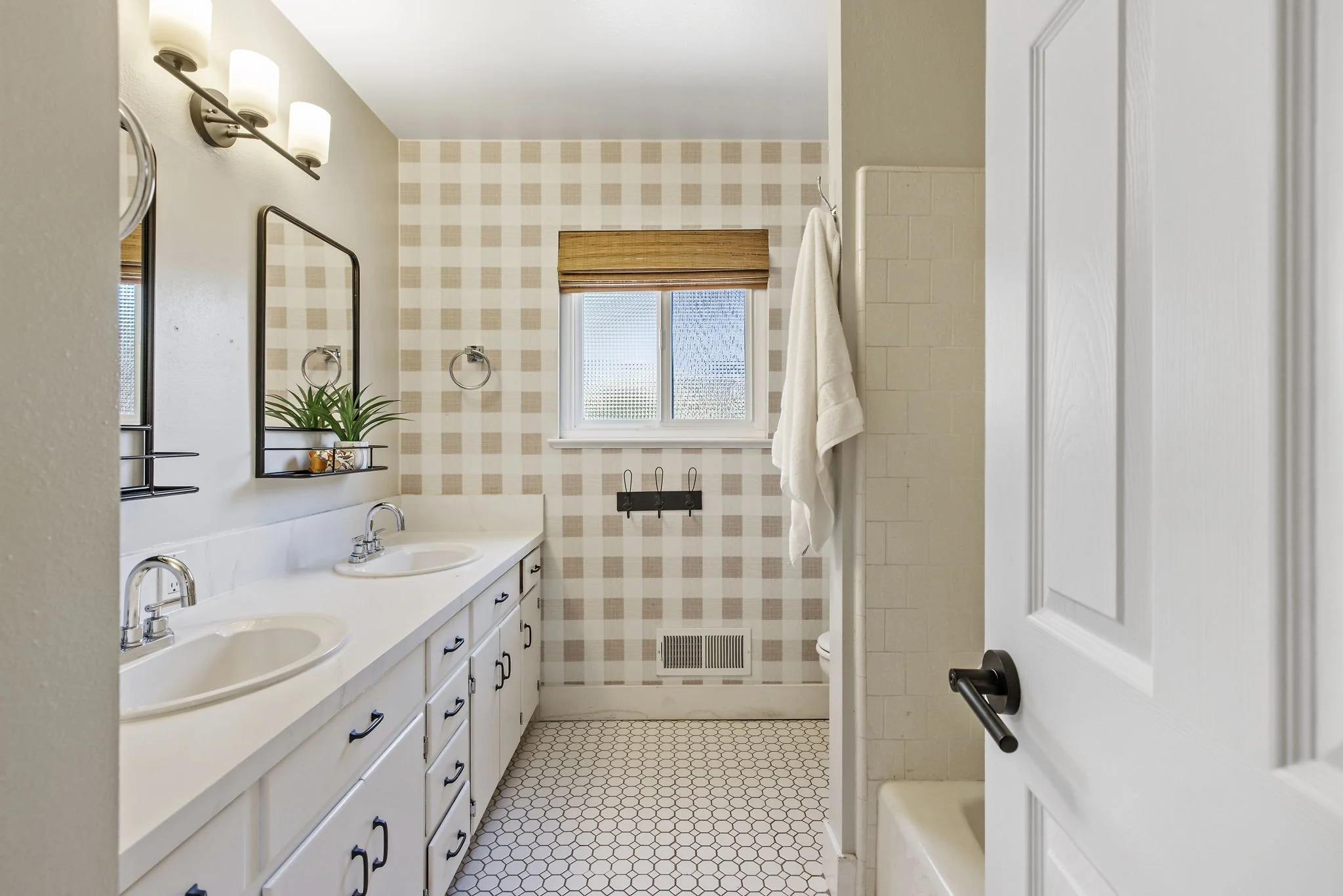 36-web-or-mls-713A1202.jpg