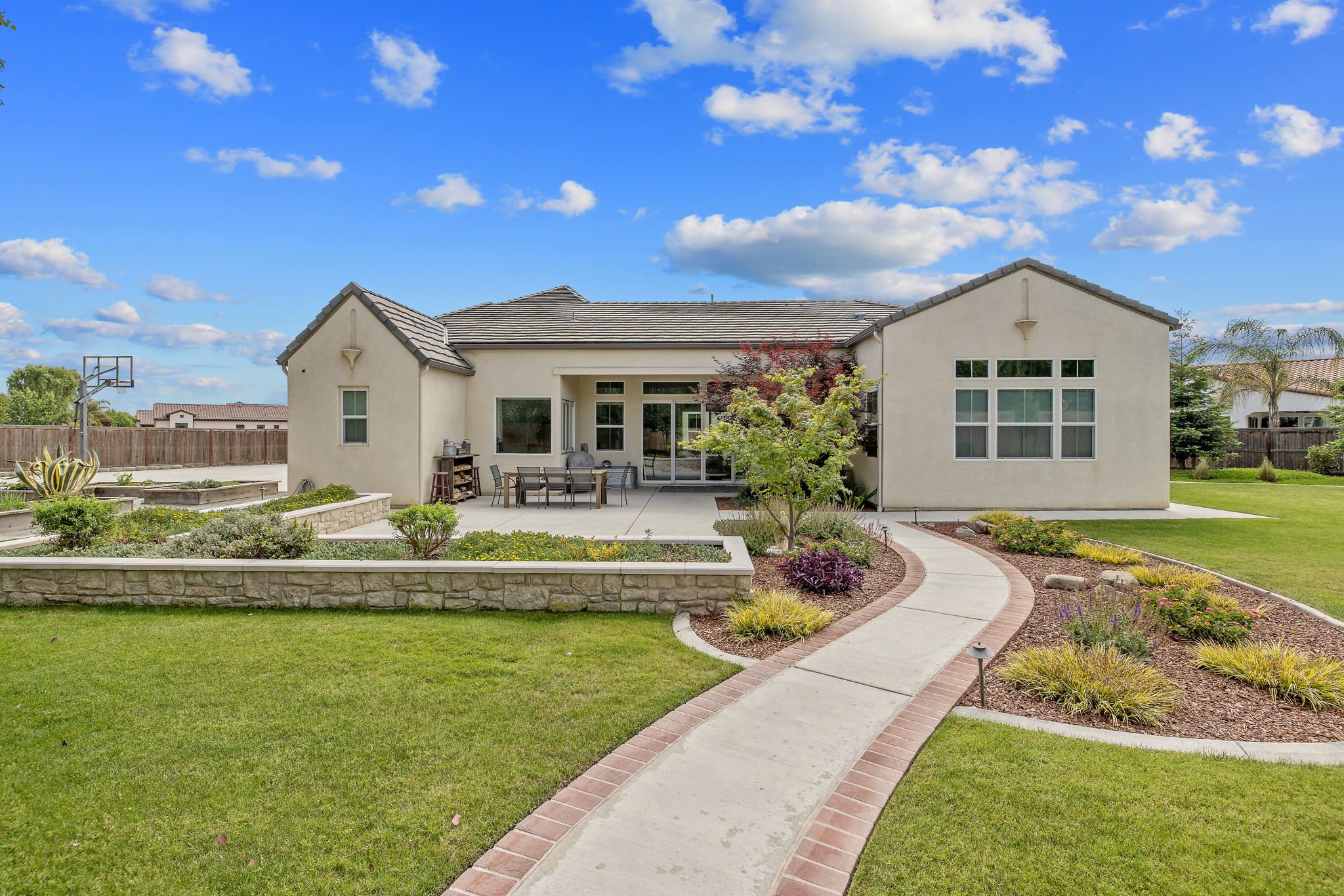 110-web-or-mls-713A9937.jpg