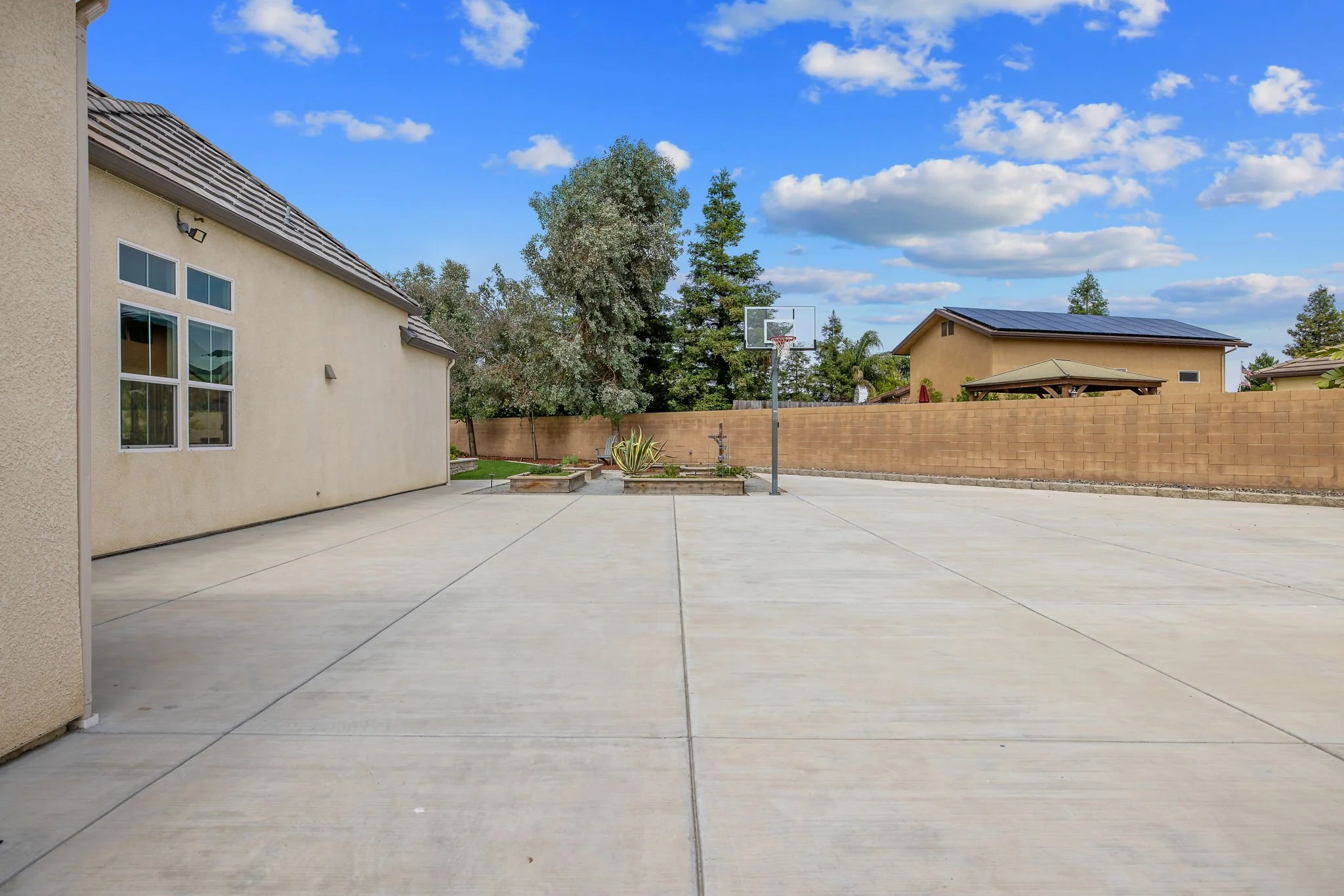 101-web-or-mls-713A9910.jpg