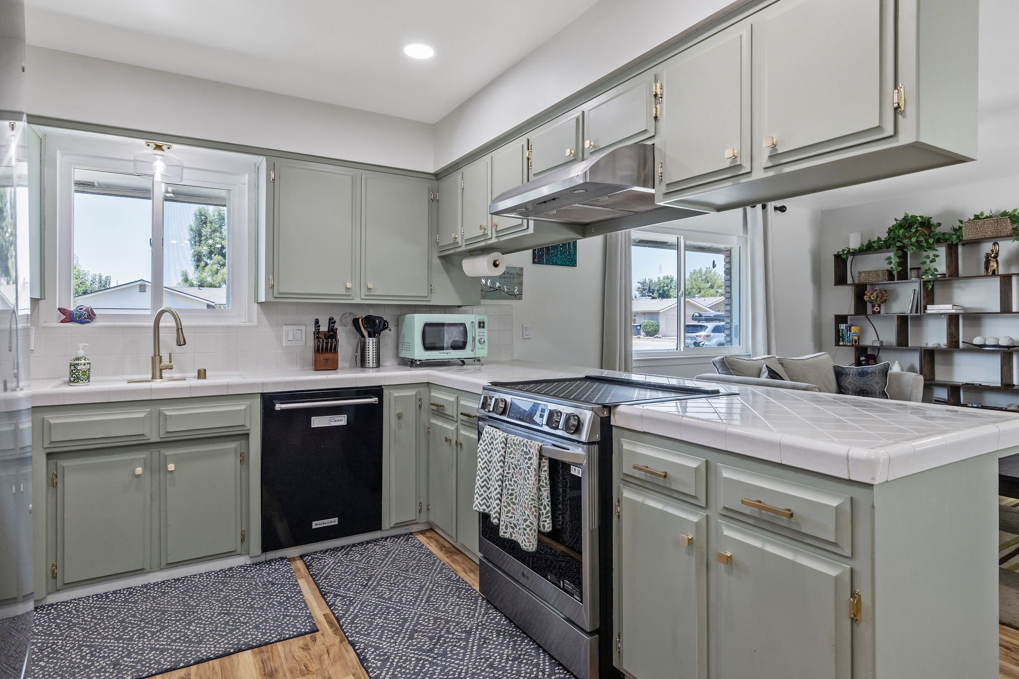 14-web-or-mls-713A9892.jpg