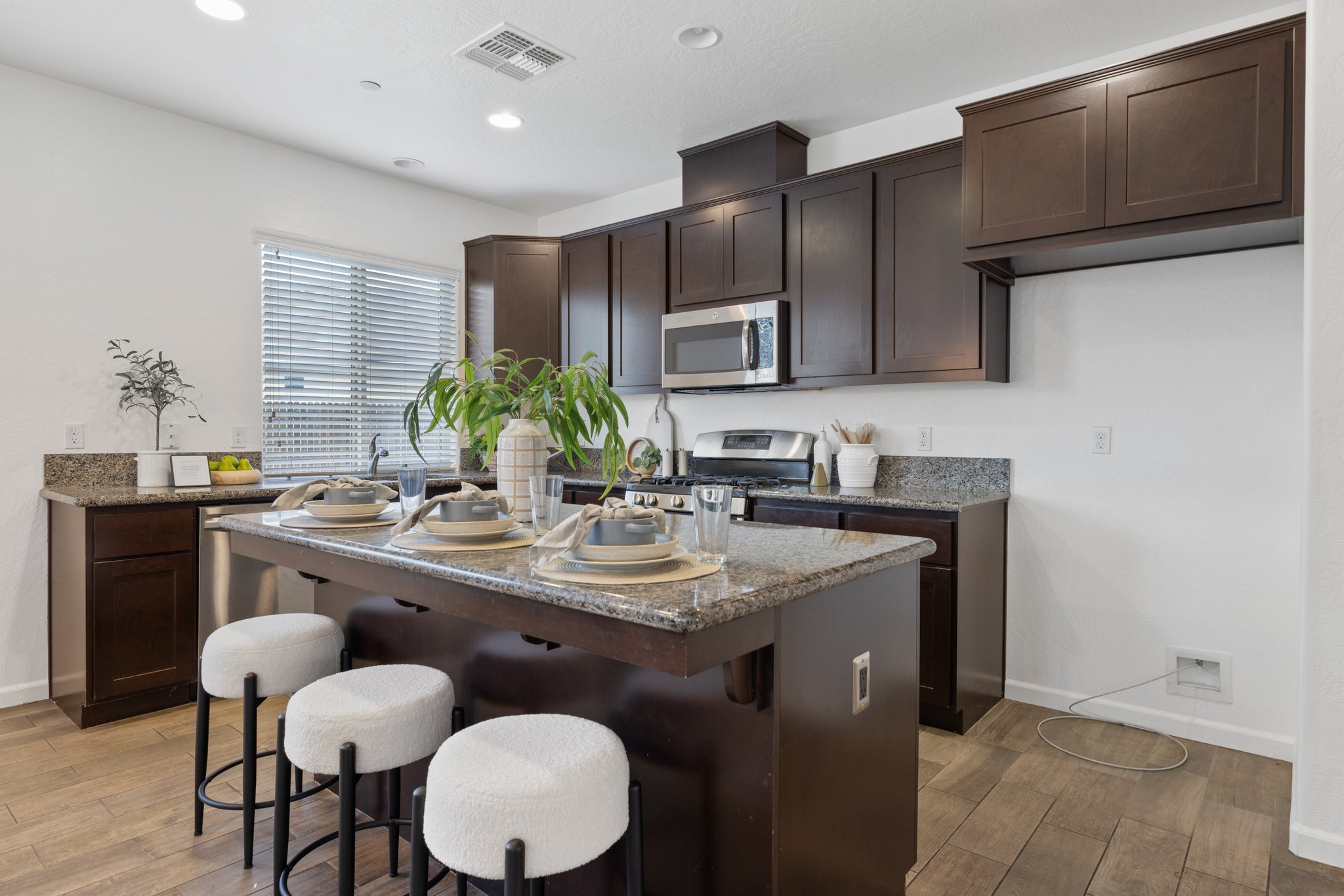 9-web-or-mls-713A8281.jpg