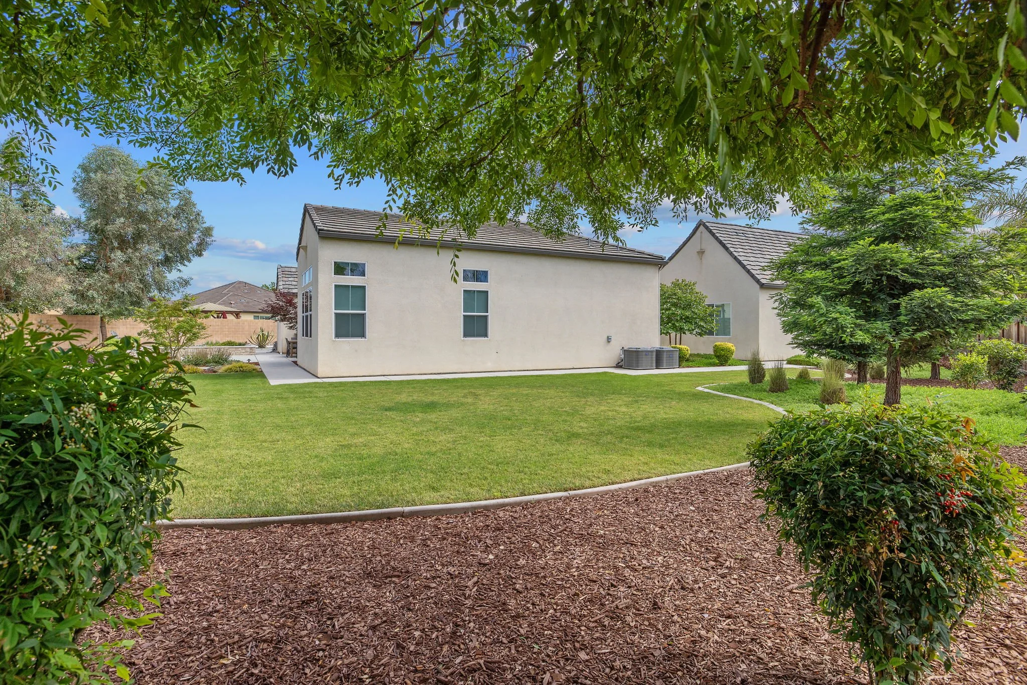 127-web-or-mls-713A9988.jpg