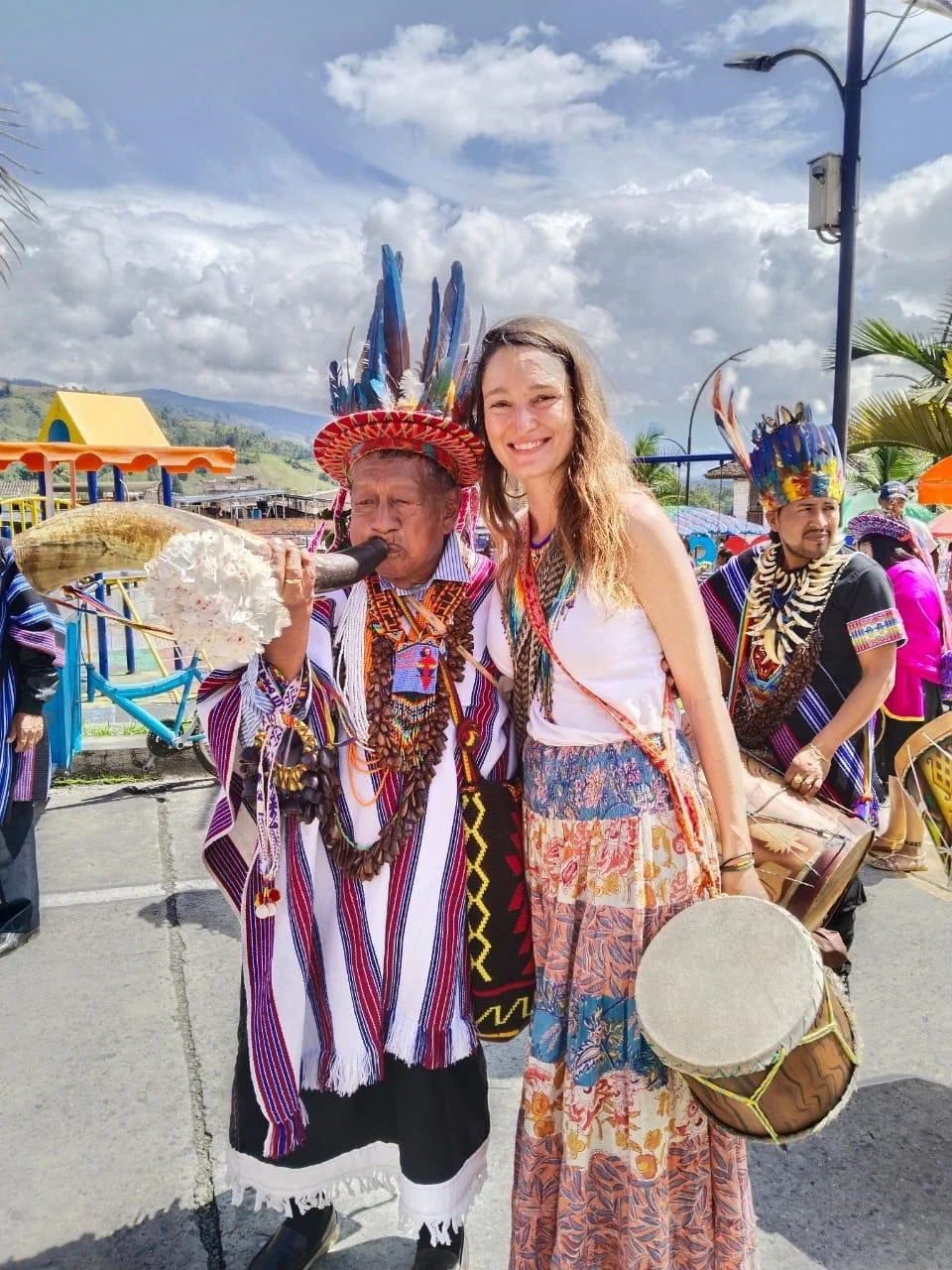 L'Association HAWAYENAN rachète les terres volées aux peuples en Amazonie