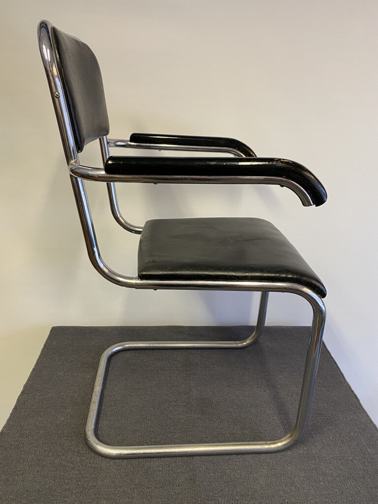 Danish Chair, 1930s-1940s, in originale condition.
Verkauft