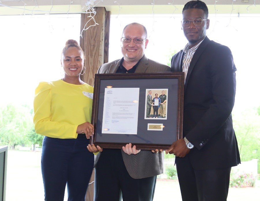 Central Delaware Chamber of Commerce (CDCC) held its Annual Awards for Excellence Celebration on June 23rd and Dover Federal is proud to have been named Central Delaware Chamber of Commerce’s 2022 Large Employer of the Year. Dover Federal