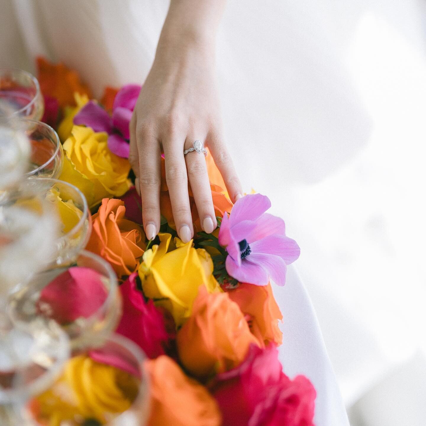 All the colorsss 😍 

Concept @captured.by.jessicalynn &amp; @bseventsandfloral
Photographer @rbetsonphoto_weddings 
Florist @bseventsandfloral 
Beauty @k.j.bridal @truebeautymarks 
Gown @lovelybridephilly 
Venue @durhamspringspa 
Rentals @openaireaf