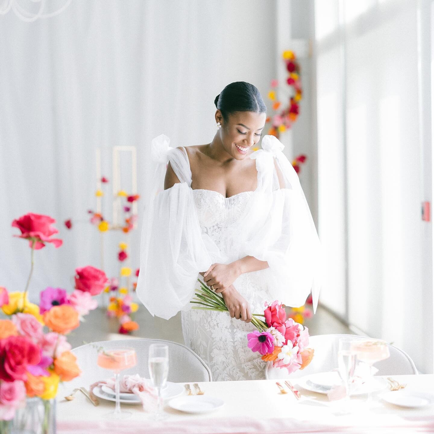 Such an honor to work alongside such amazing talent!

Concept @captured.by.jessicalynn &amp; @bseventsandfloral
Photographer @rbetsonphoto_weddings 
Florist @bseventsandfloral 
Beauty @k.j.bridal @truebeautymarks 
Gown @lovelybridephilly 
Venue @durh