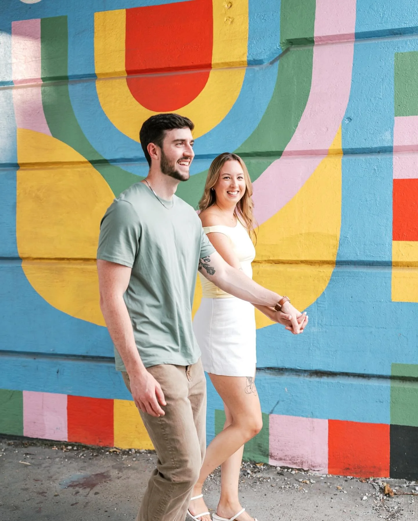There&rsquo;s just something about Manayunk, especially with these cuties 😍 loved our time roaming all the fun colorful nooks!