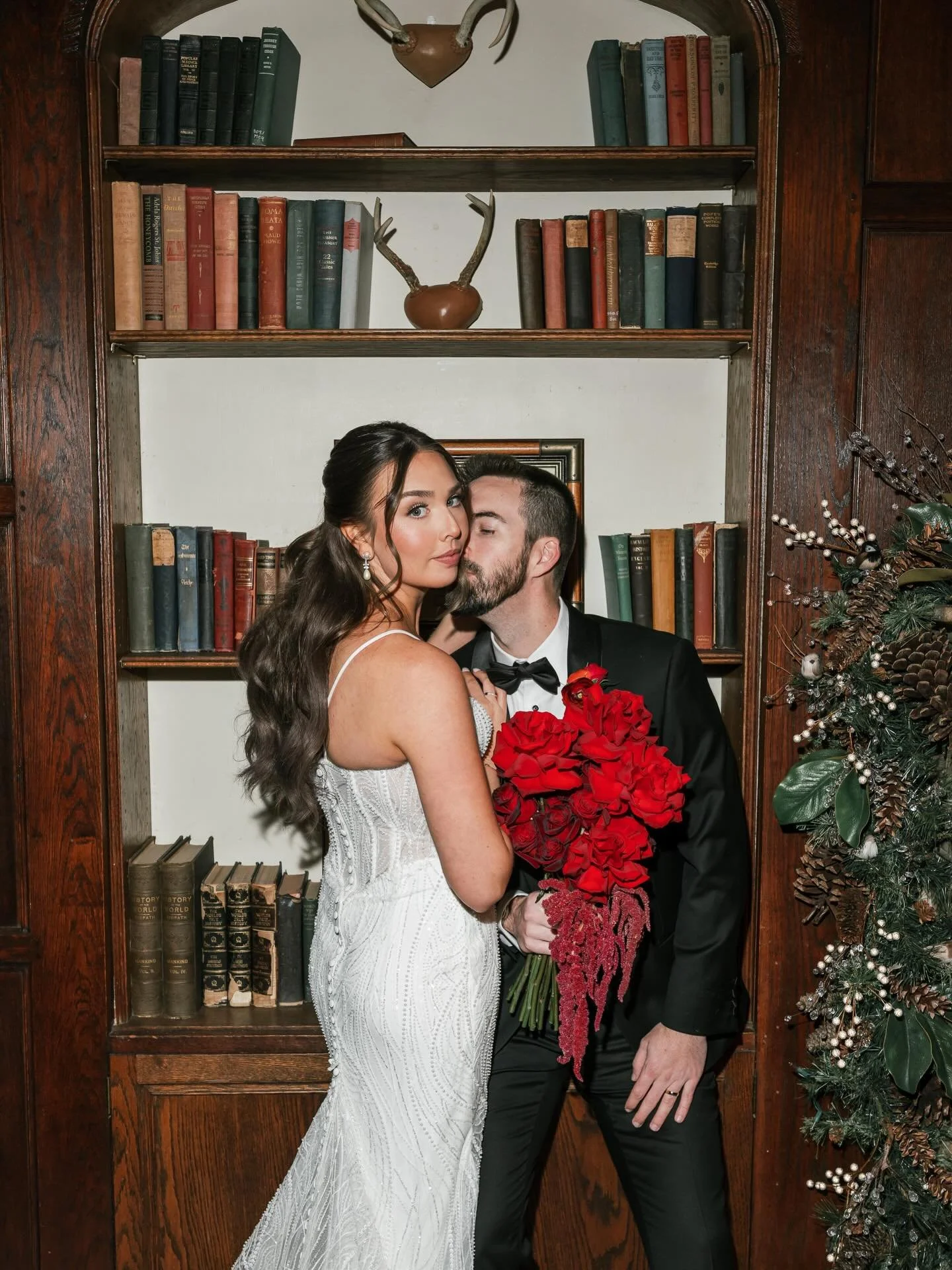 Run, dont walk &mdash; Noelle and Bradley are on the blog today ❤️✨