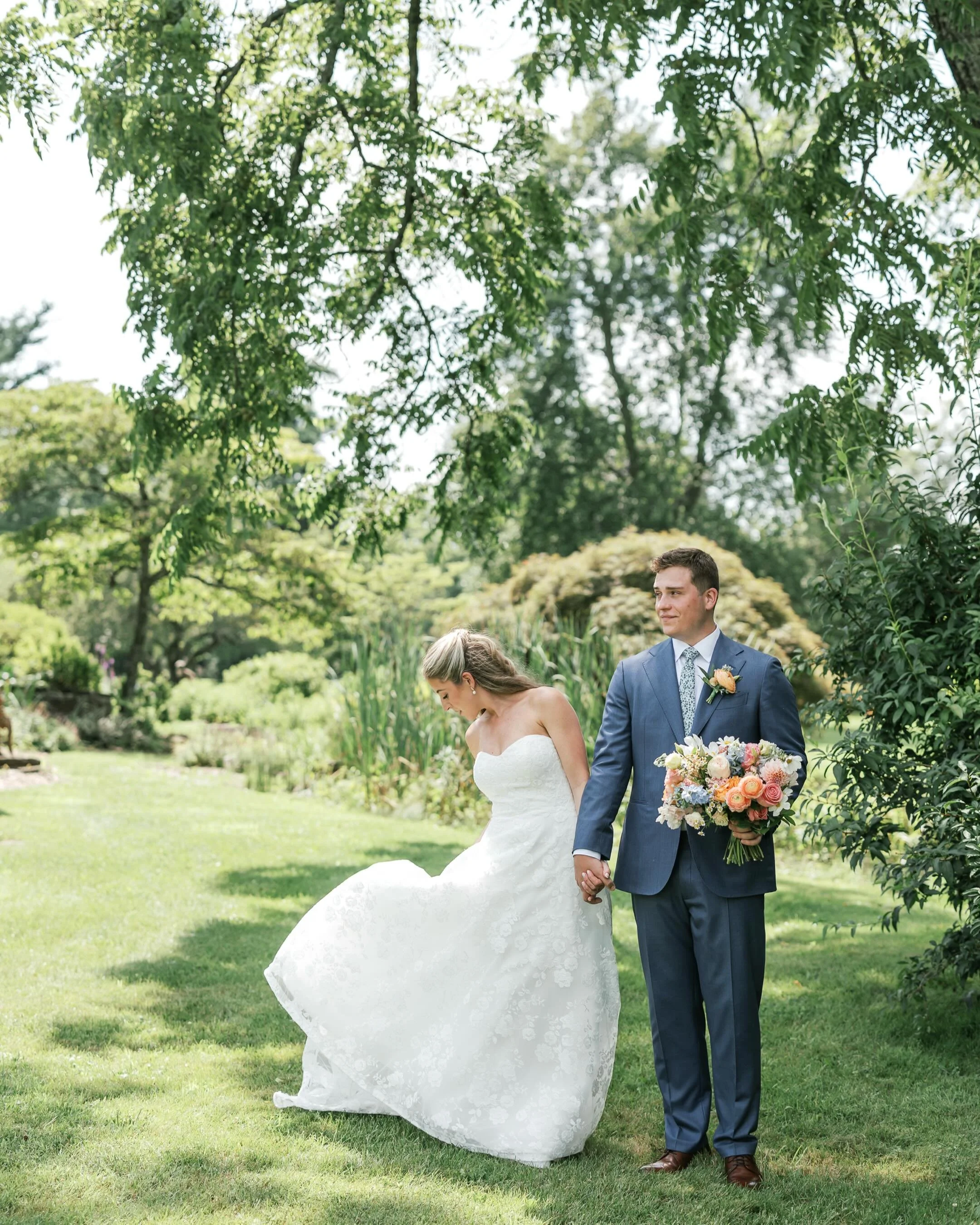The epitome of a summer wedding garden party ✨ no notes, pure perfection 🩷 
.
.
Venue Pearl S Buck Estate 
Catering @jhcateringevents @jh_weddings 
Florals @madebymeredyth 
.
#summerweddings #buckscountyweddingphotographer #philadelphiaweddings #phi