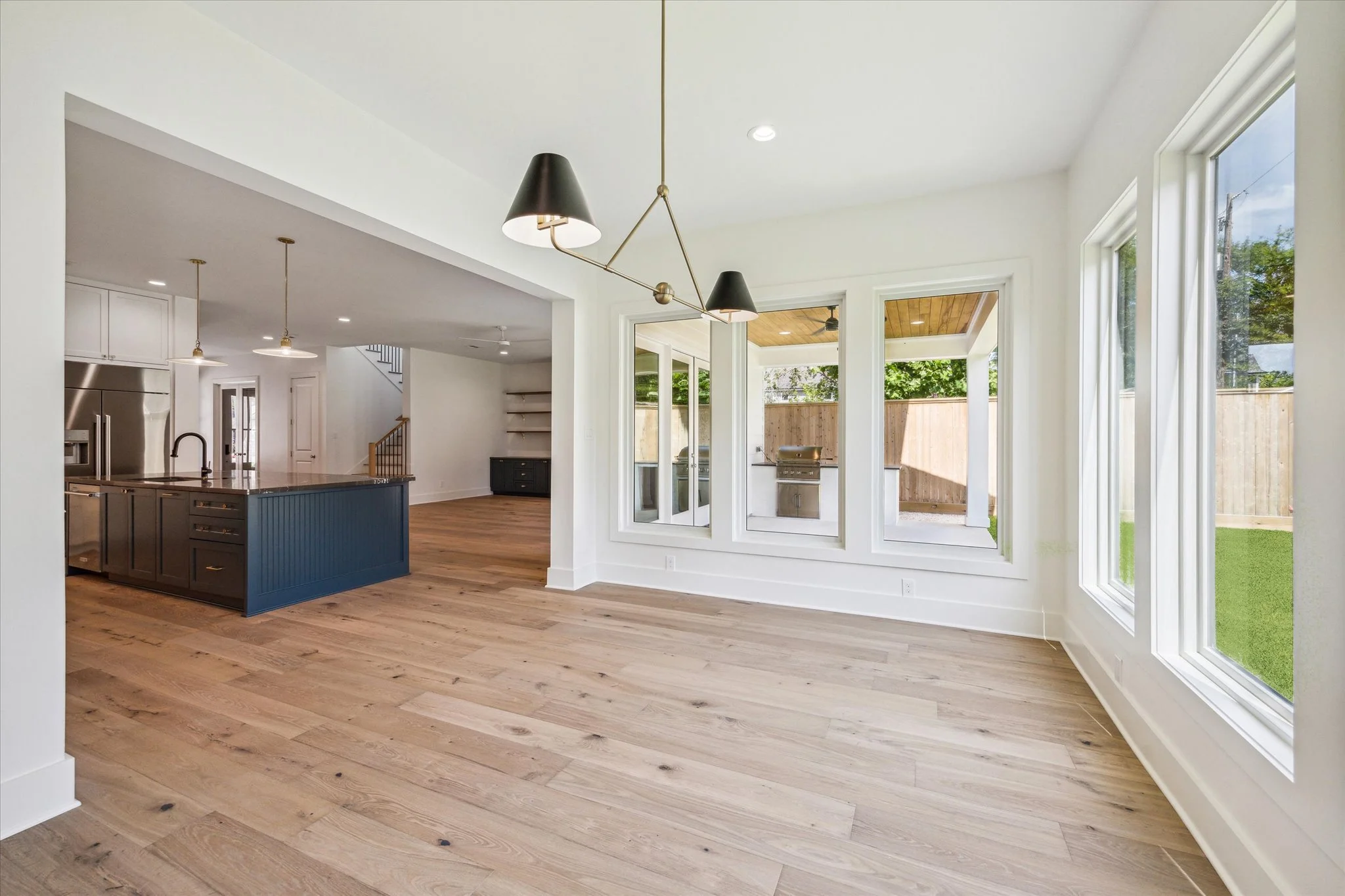 39-Chantilly Ln 1701 IMG 020.jpg