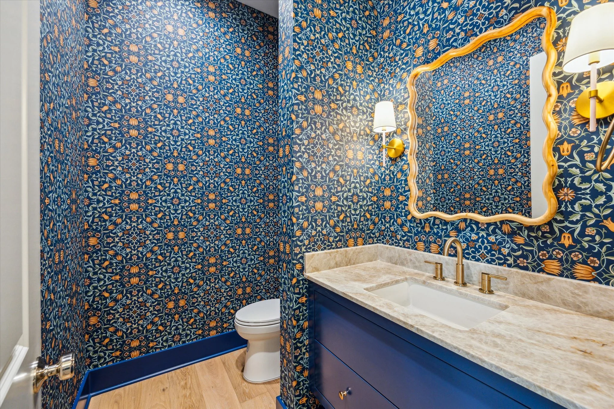 41-Chantilly Ln 1701 IMG 023.jpg