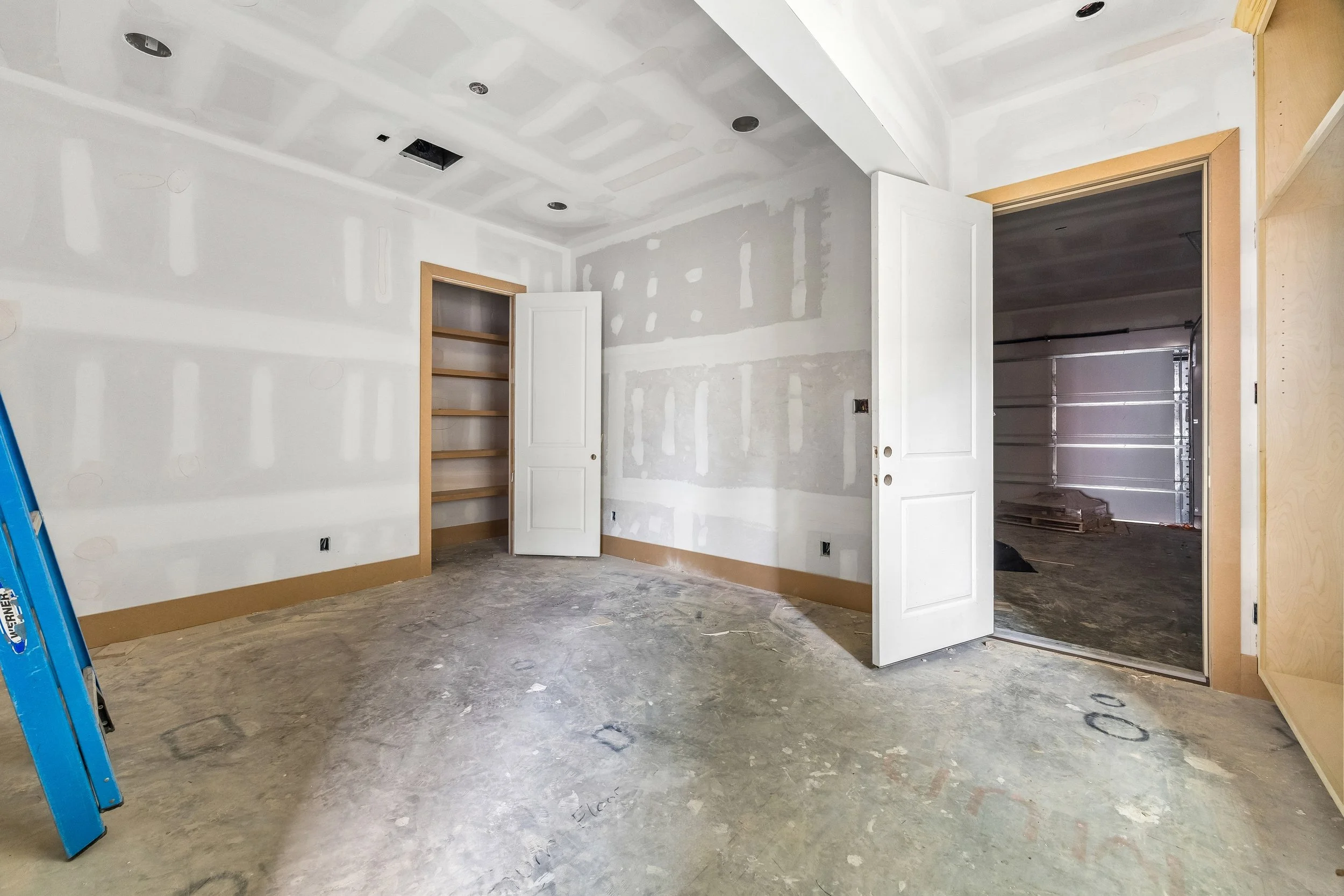 27-42nd W 1050 IMG 327.jpg