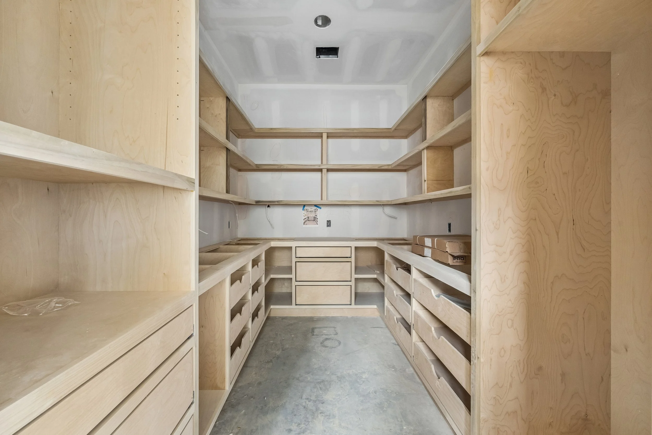 12-42nd W 1050 IMG 312.jpg