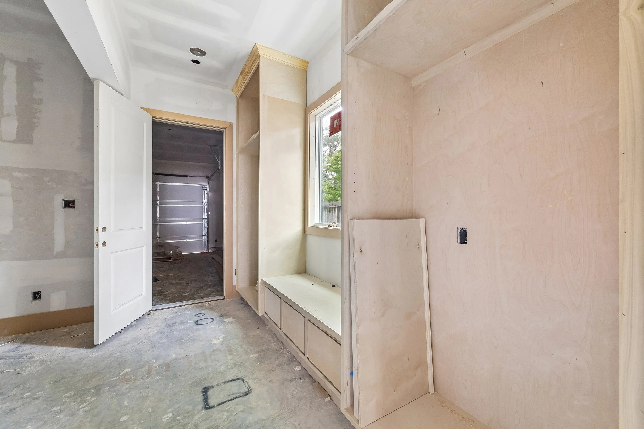 28-42nd W 1050 IMG 328.jpg